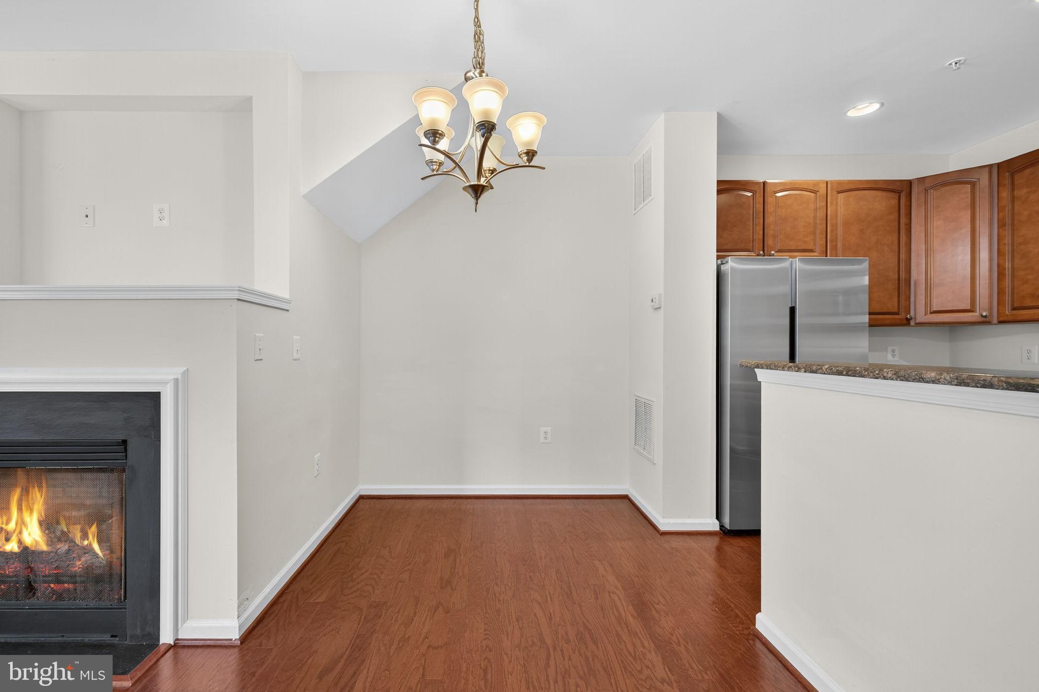 CENTREVILLE CROSSING - Residential