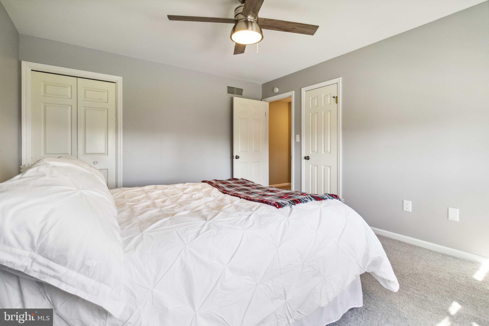 INDIAN CREEK - Residential