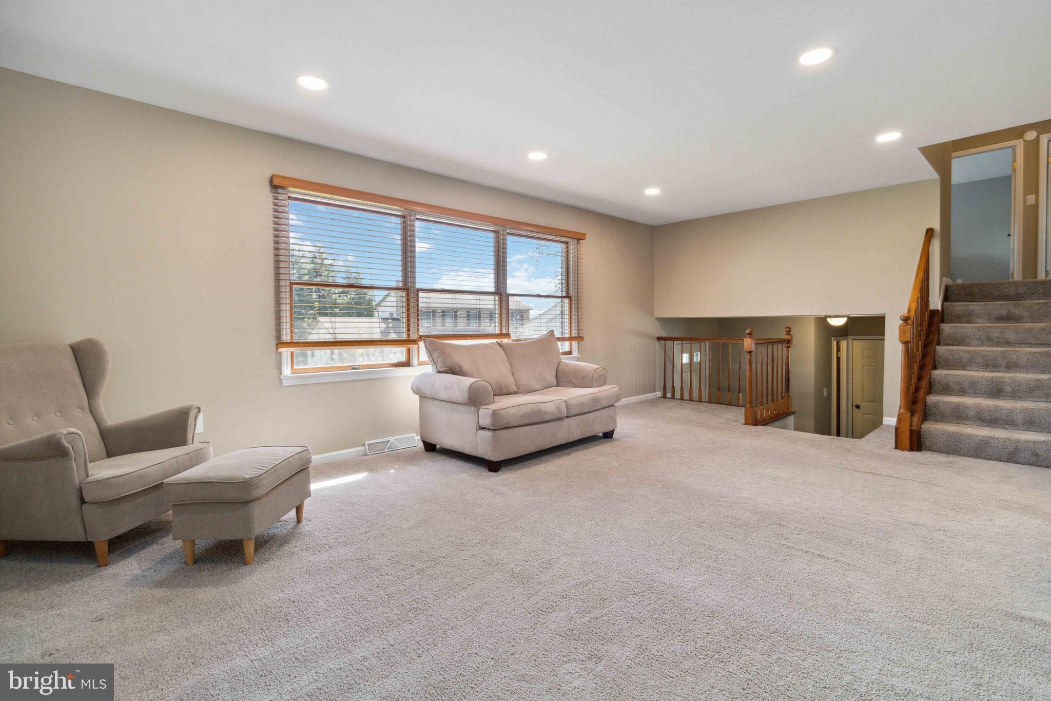 INDIAN CREEK - Residential