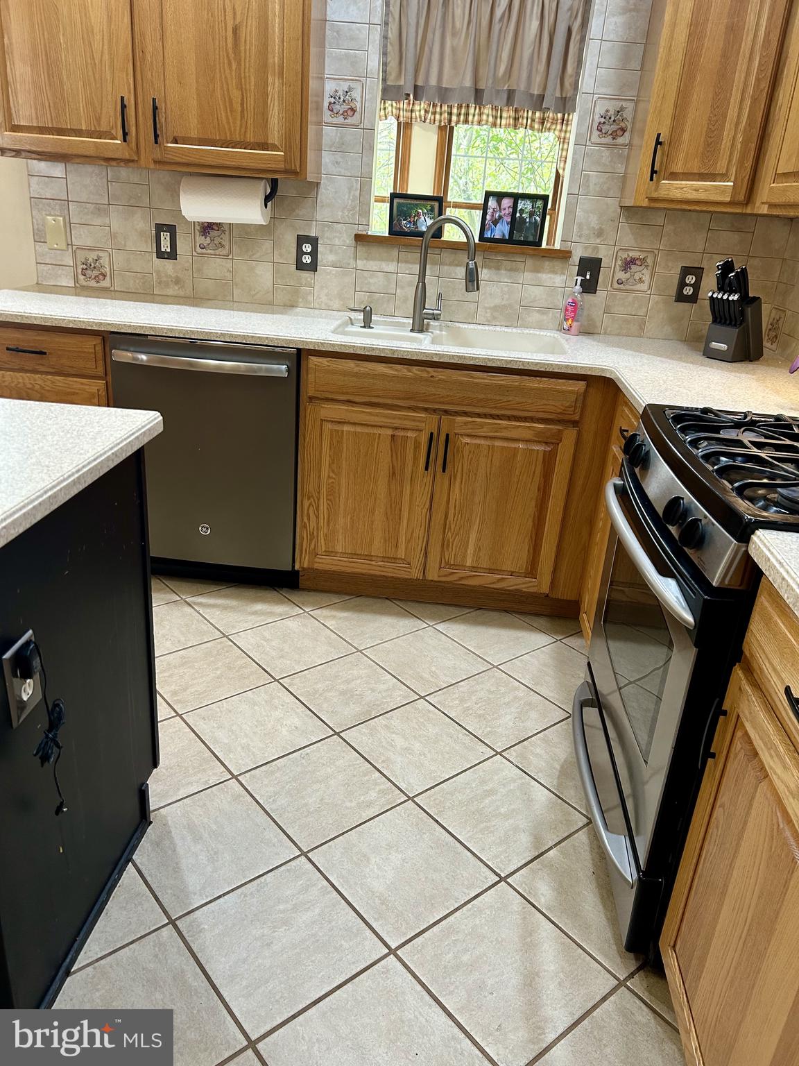 407 BRENFORD STATION ROAD