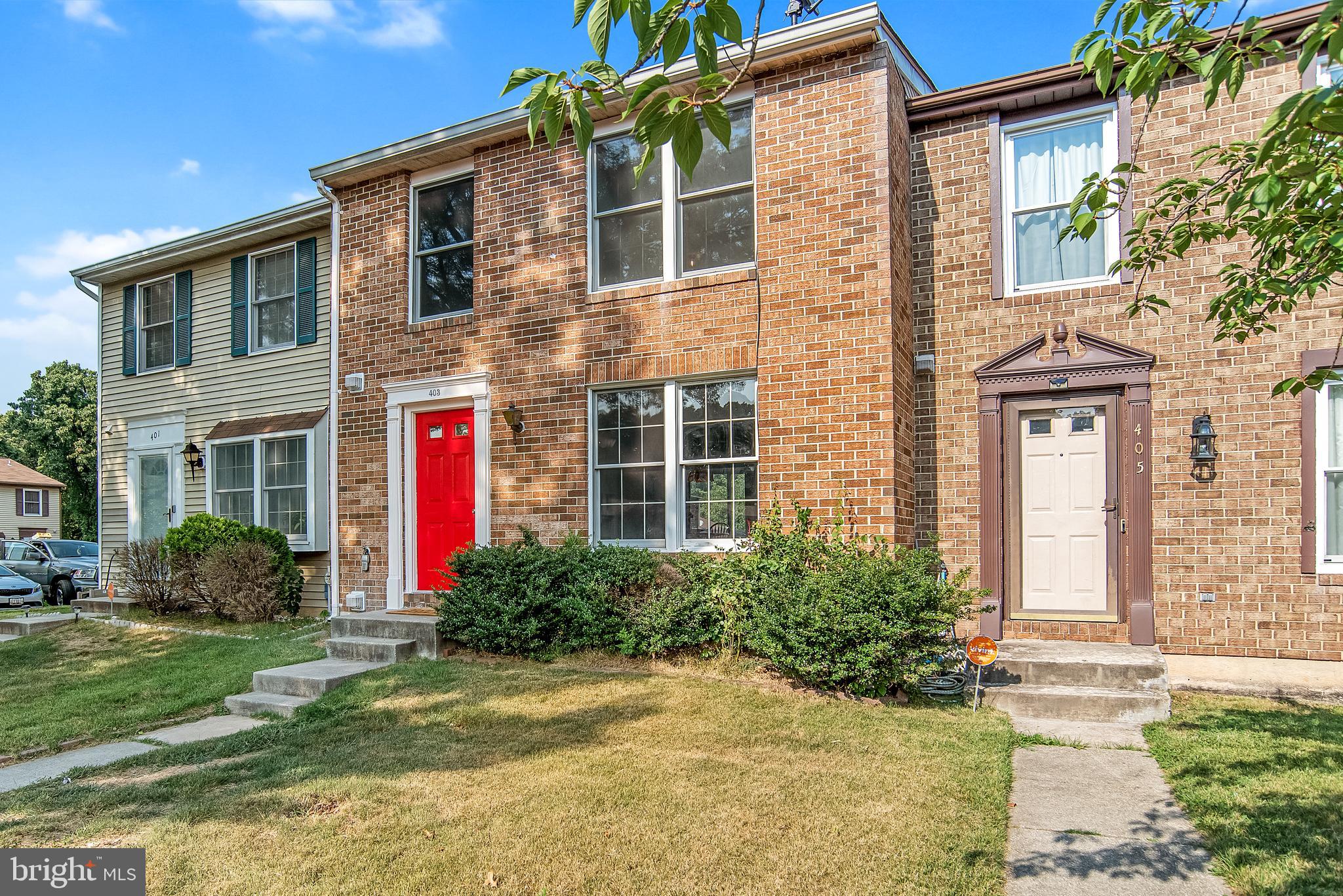 WOODS EDGE TOWNHOME CONDOMINIUMS - Residential