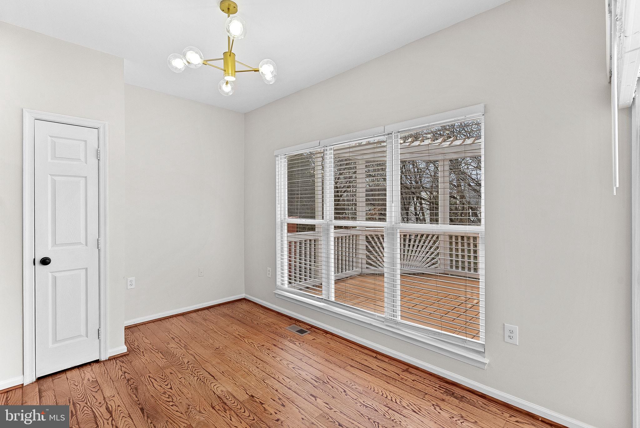 CASCADES - Residential Lease