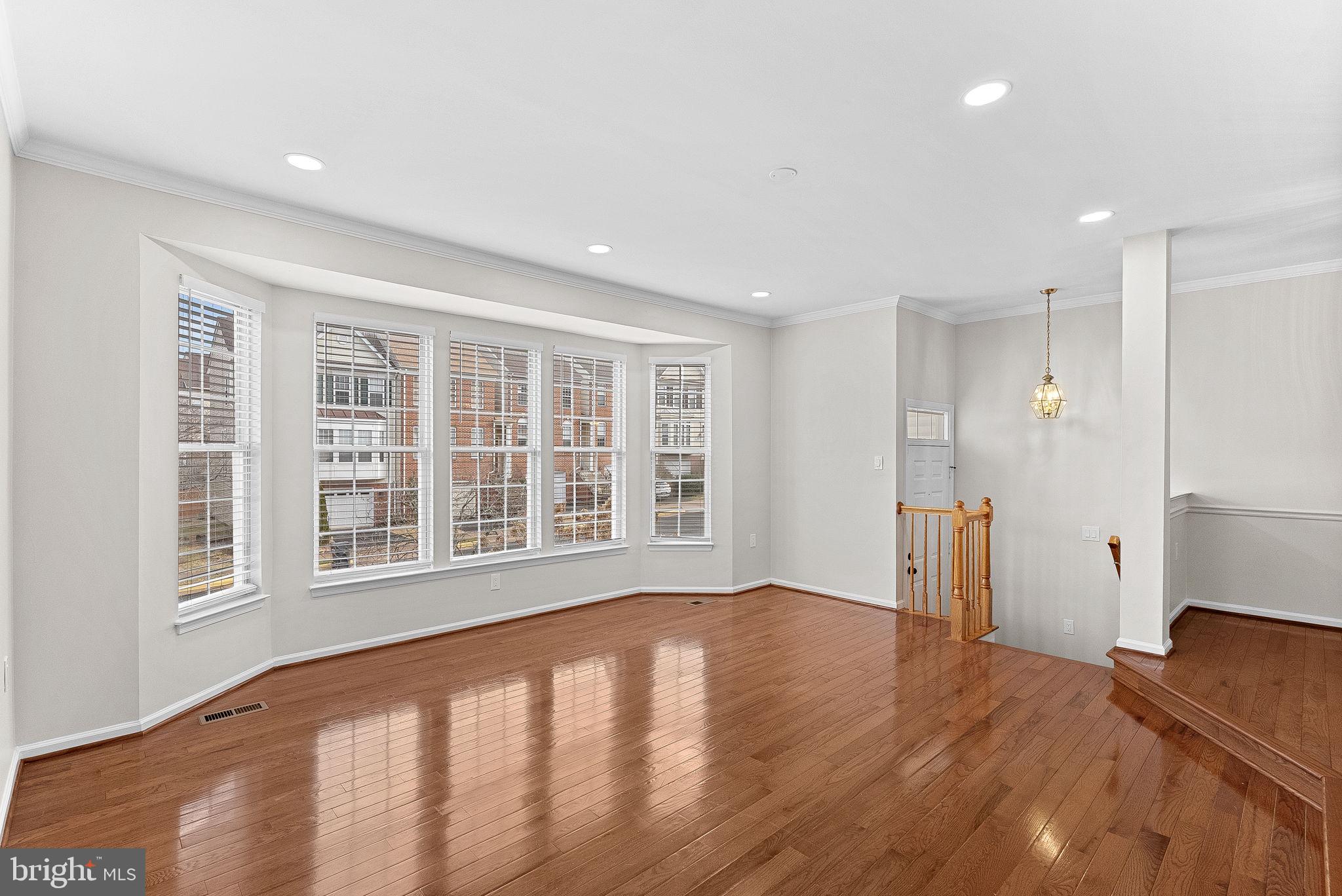 CASCADES - Residential Lease