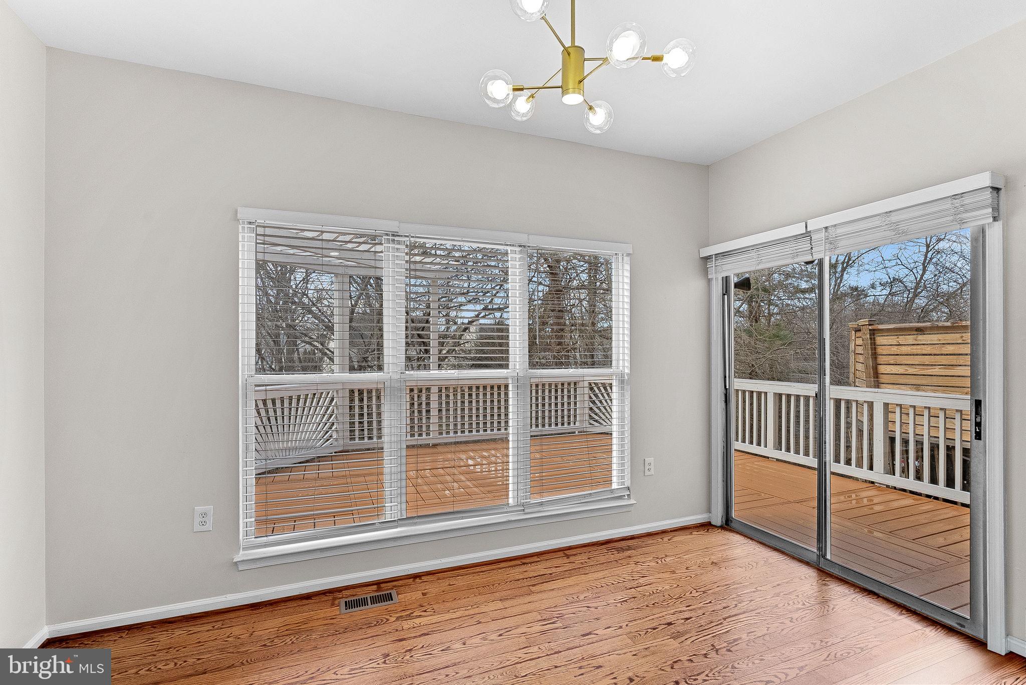 CASCADES - Residential Lease