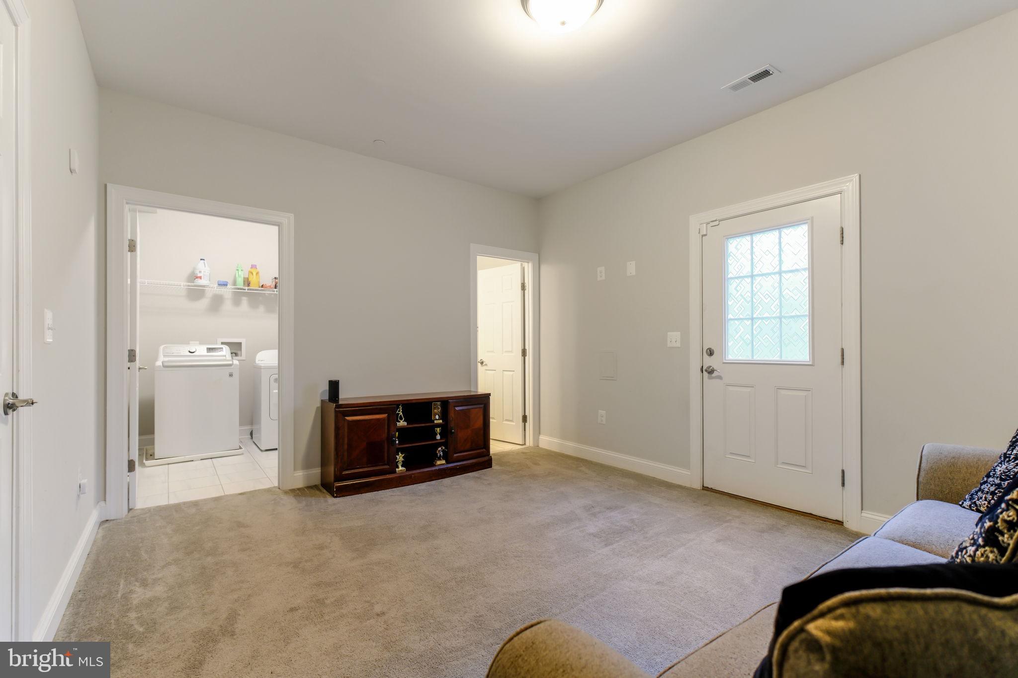 AGRICOPIA - Residential Lease