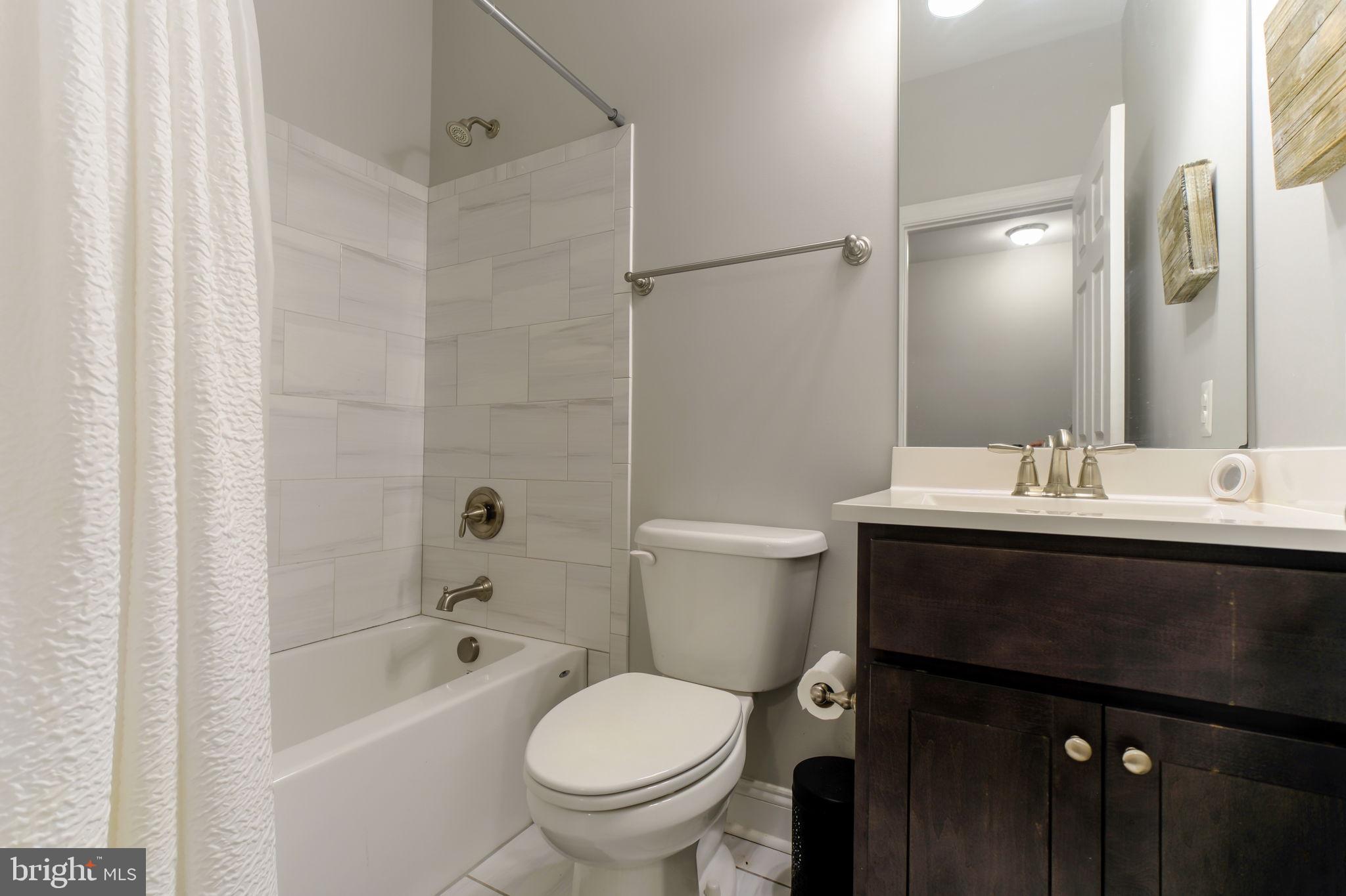 AGRICOPIA - Residential Lease