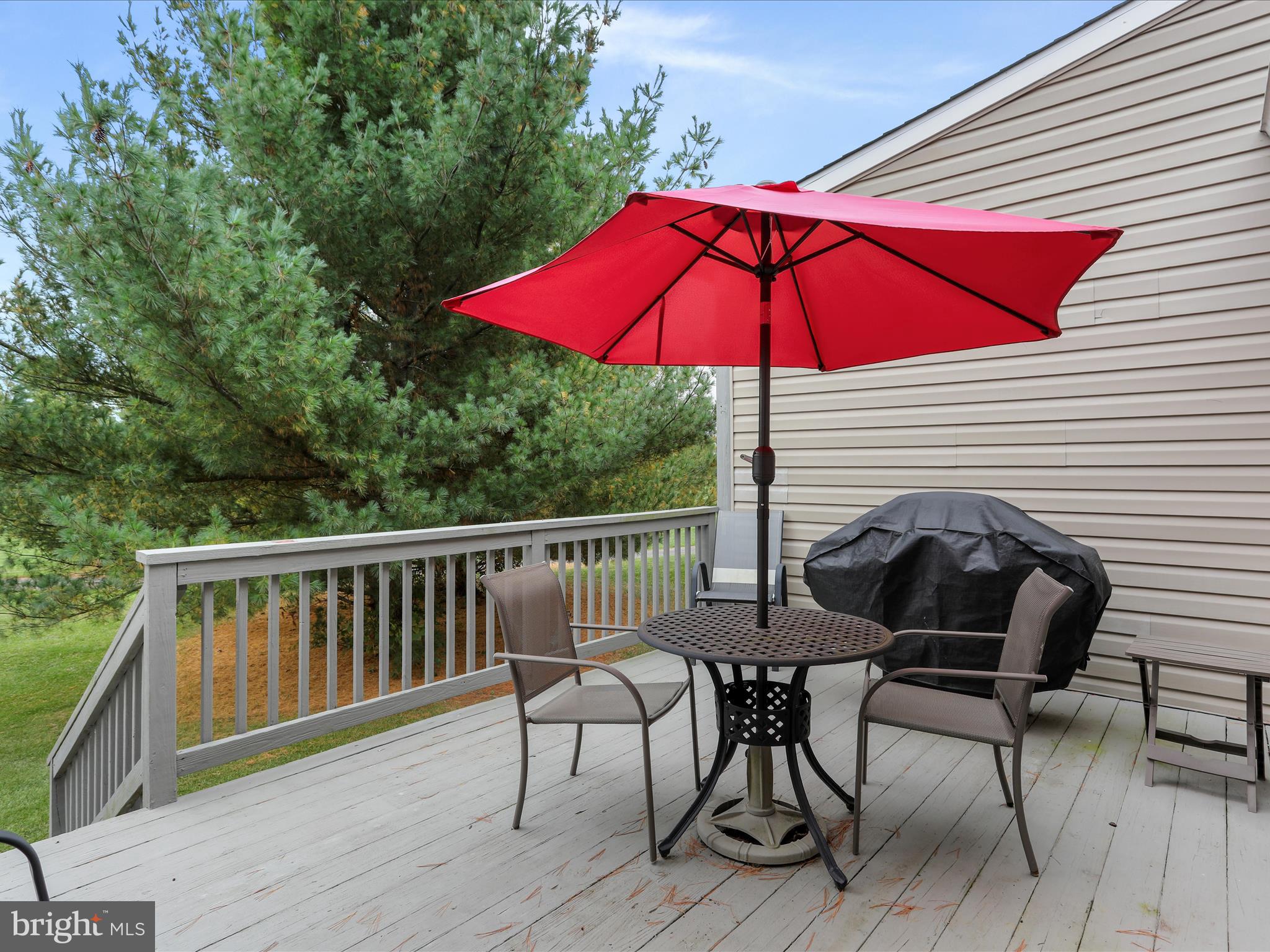 LOCUST HILL - Residential