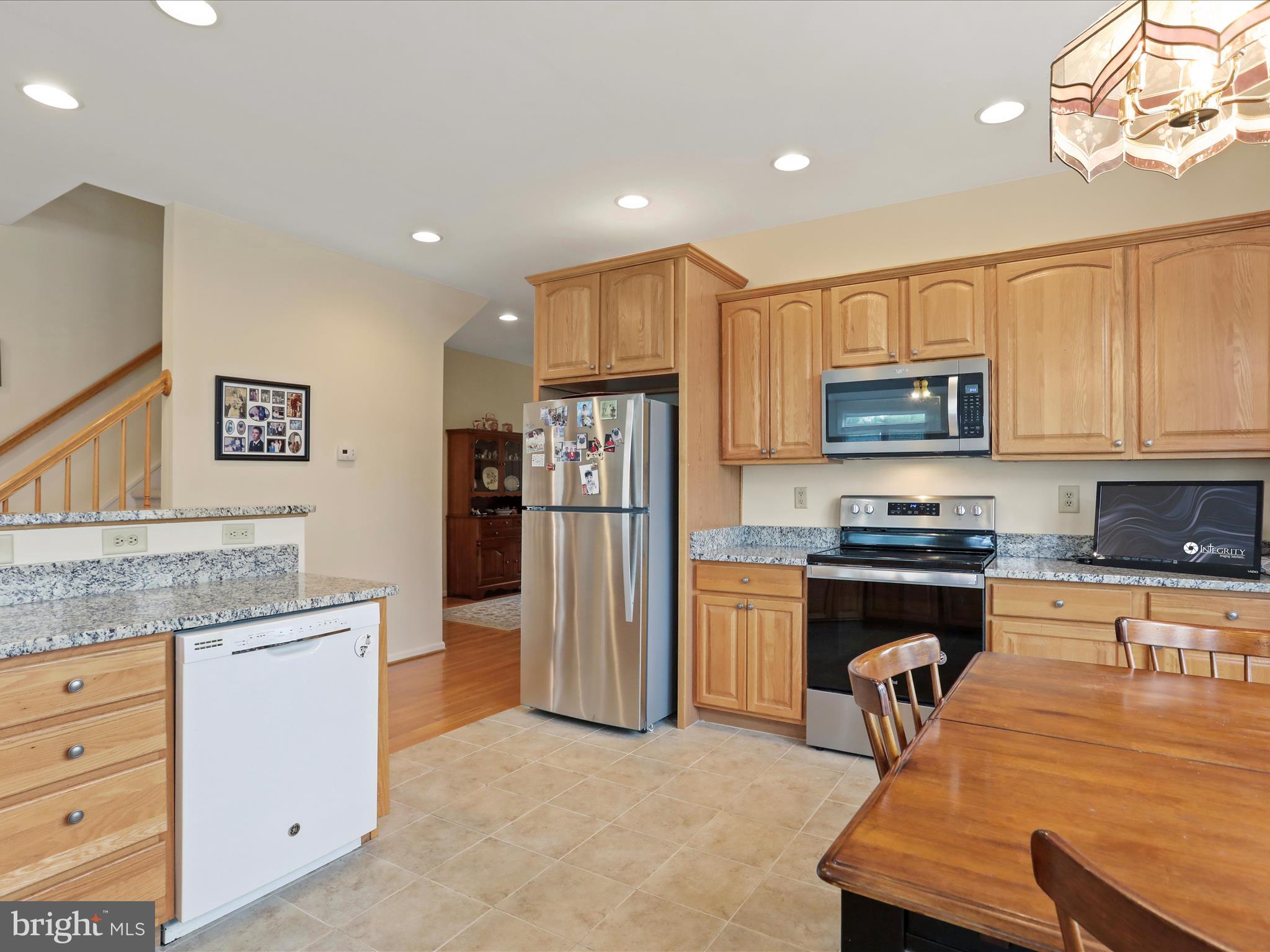 LOCUST HILL - Residential