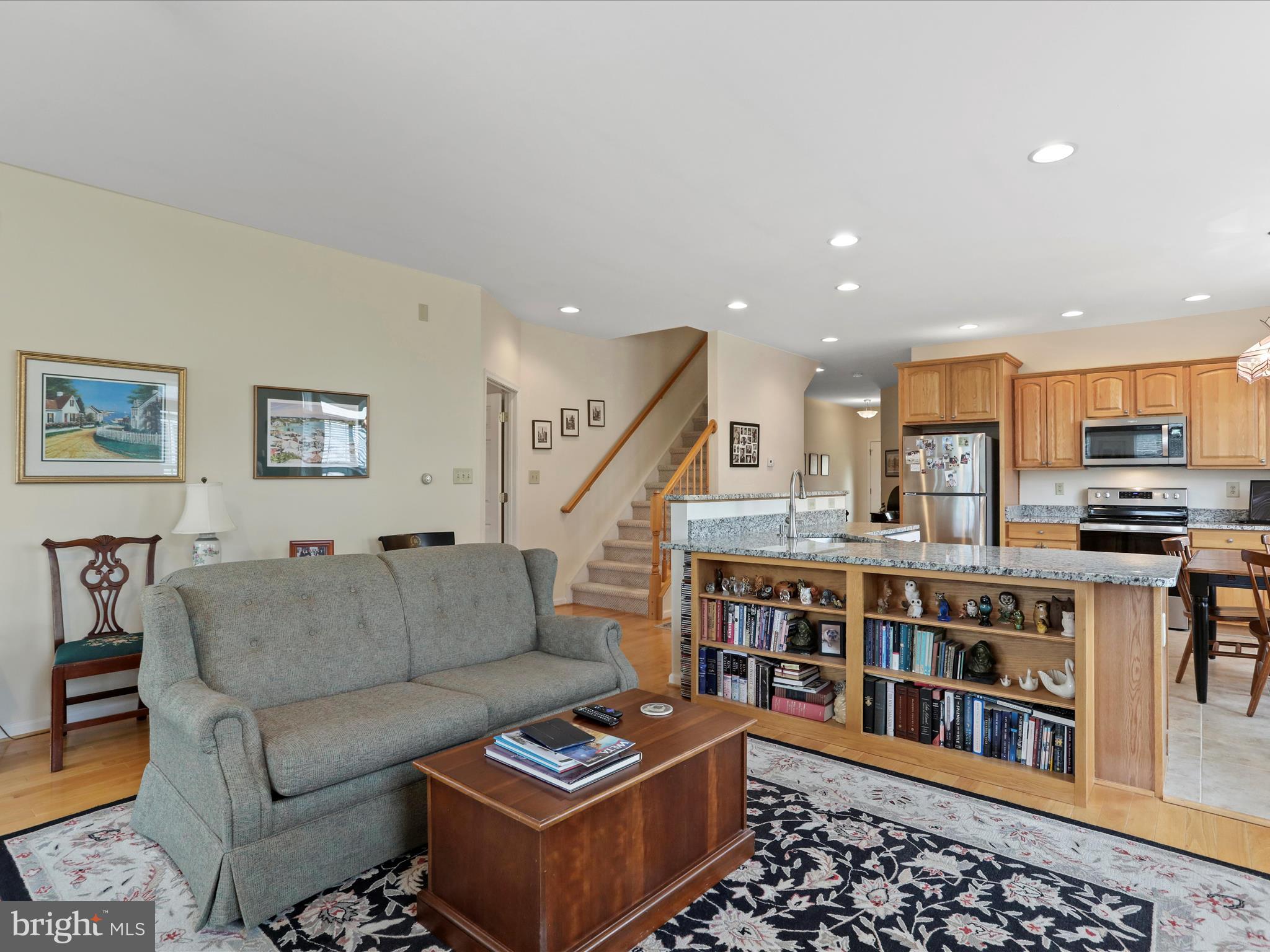 LOCUST HILL - Residential