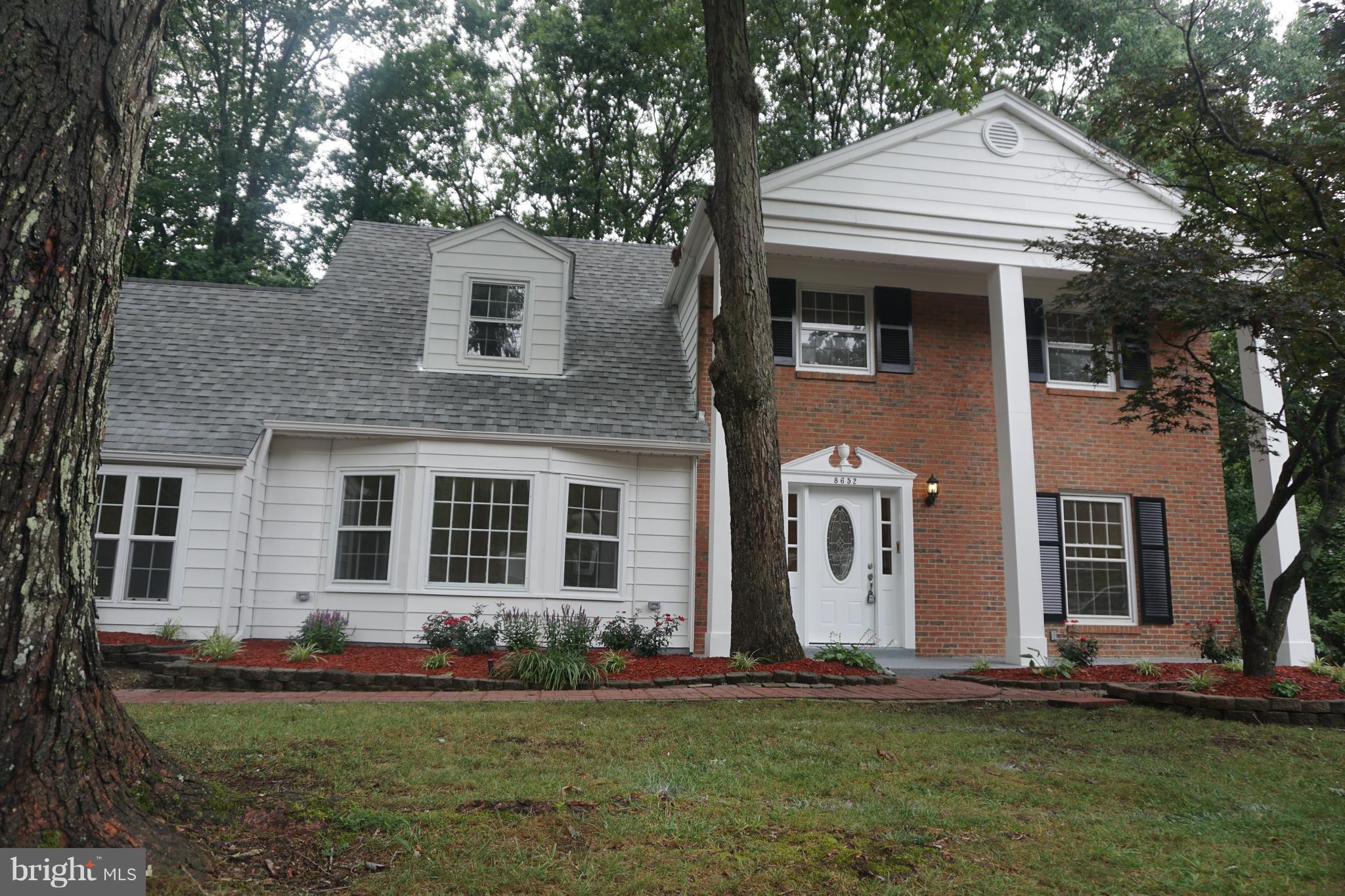 POINT OF WOODS - Residential