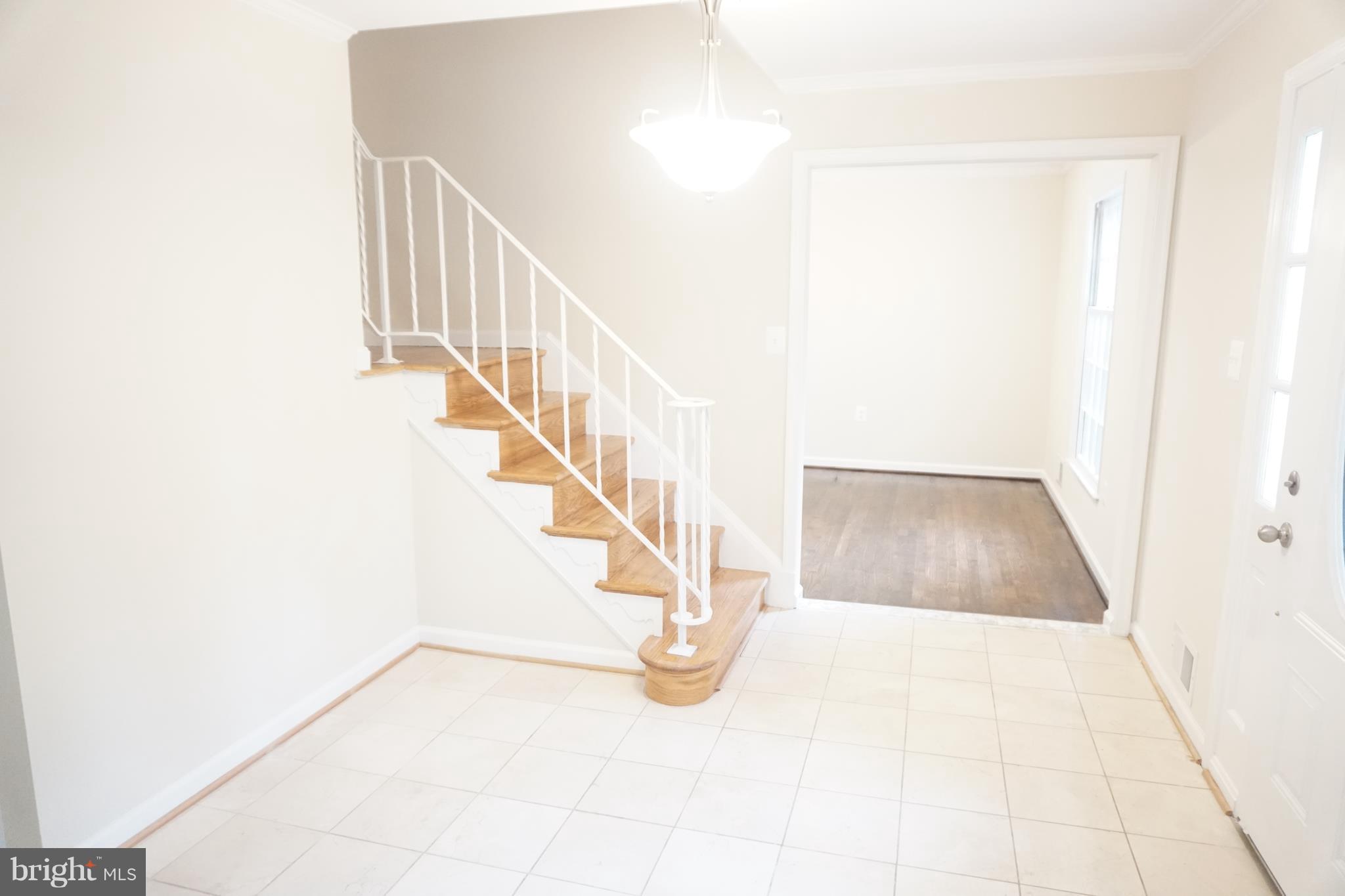 POINT OF WOODS - Residential