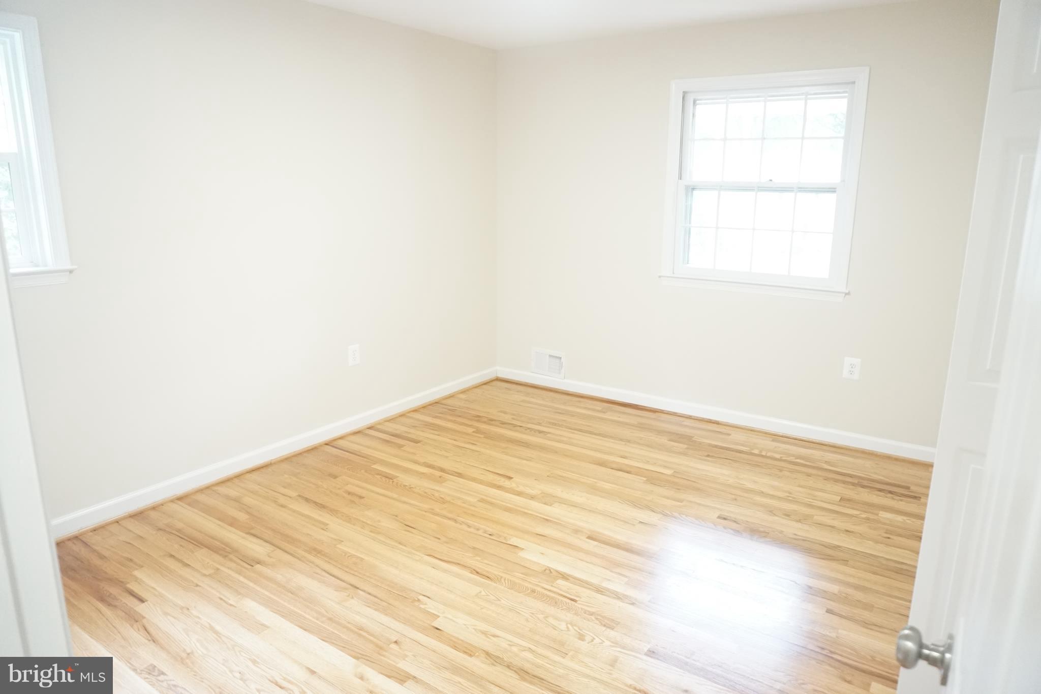 POINT OF WOODS - Residential