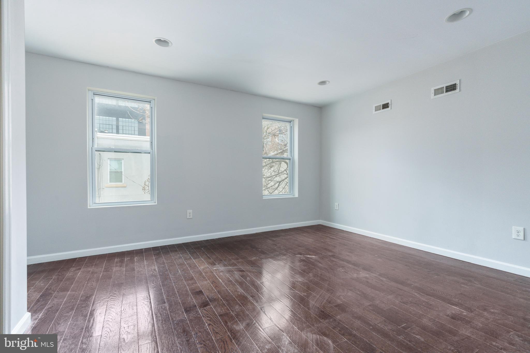 GRAYS FERRY - Residential