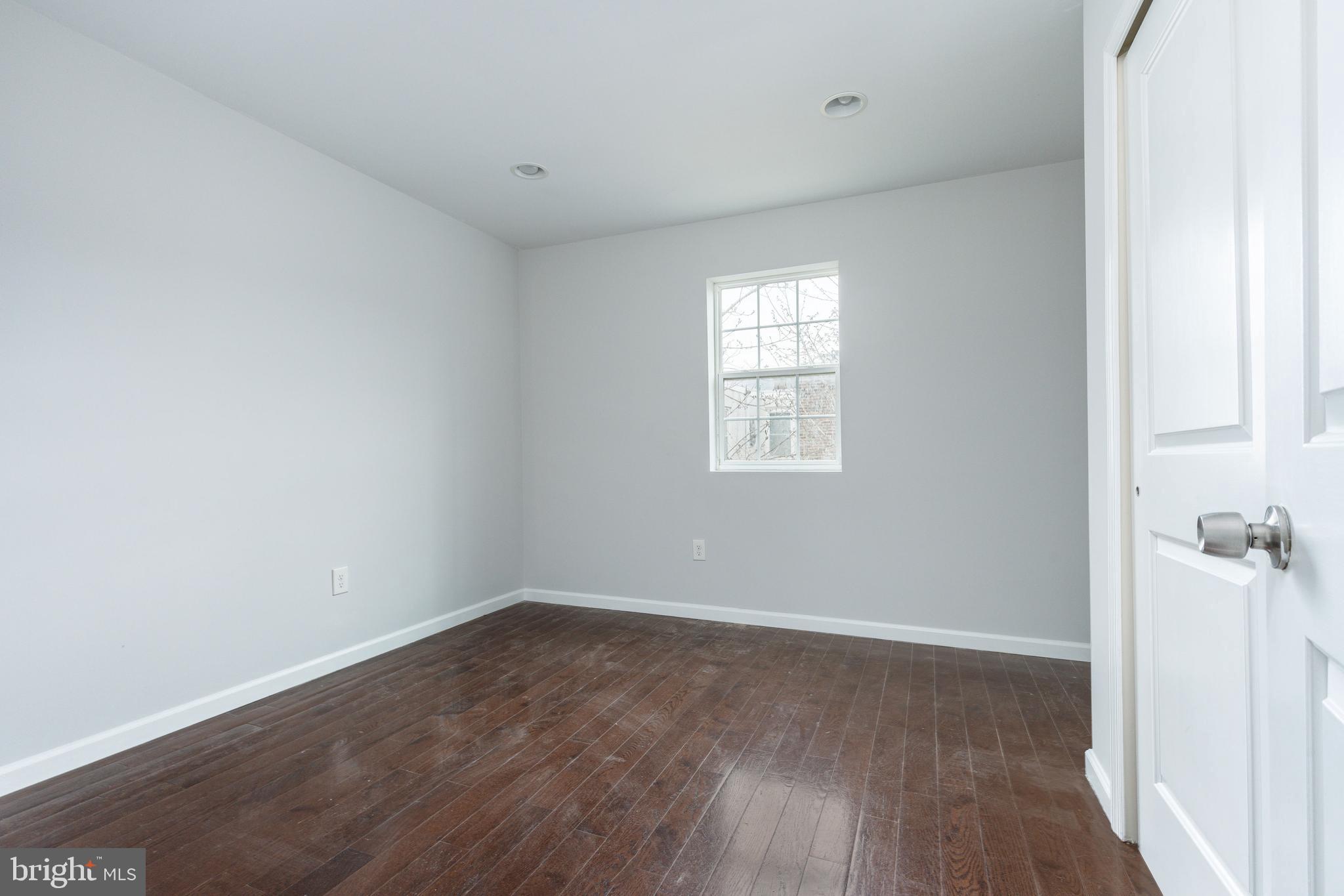 GRAYS FERRY - Residential