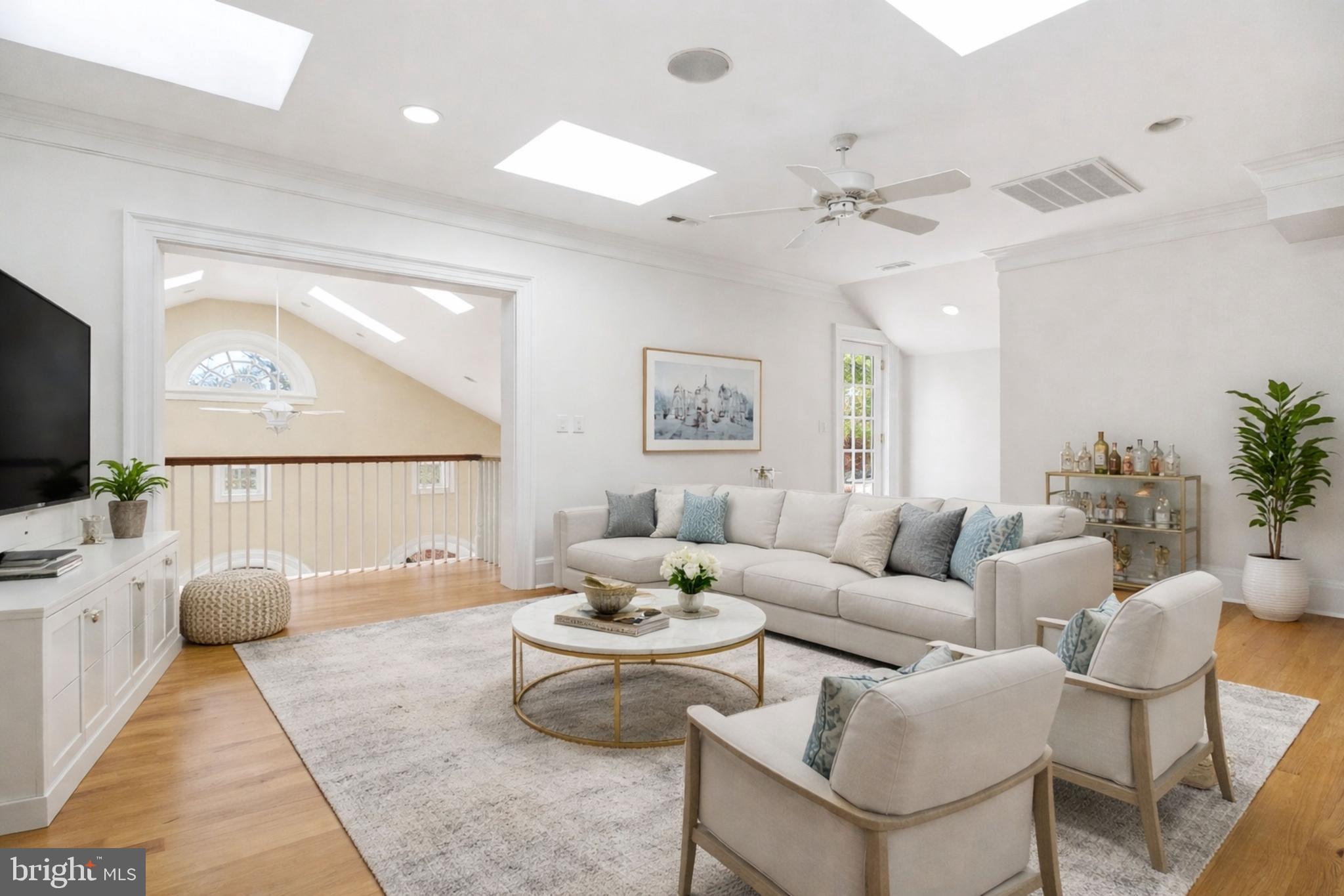 WESTMONT - Residential