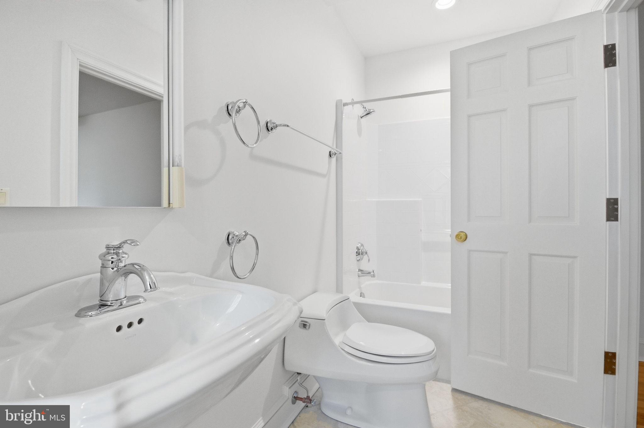 WESTMONT - Residential