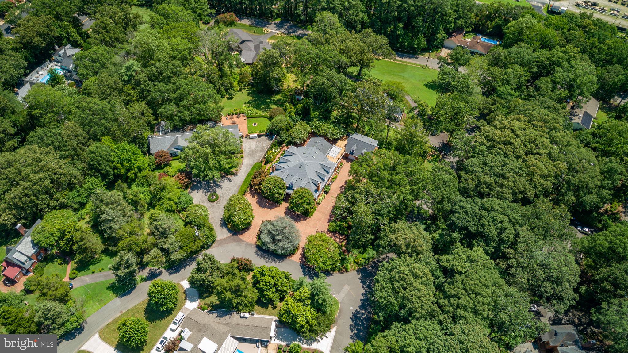 WESTMONT - Residential