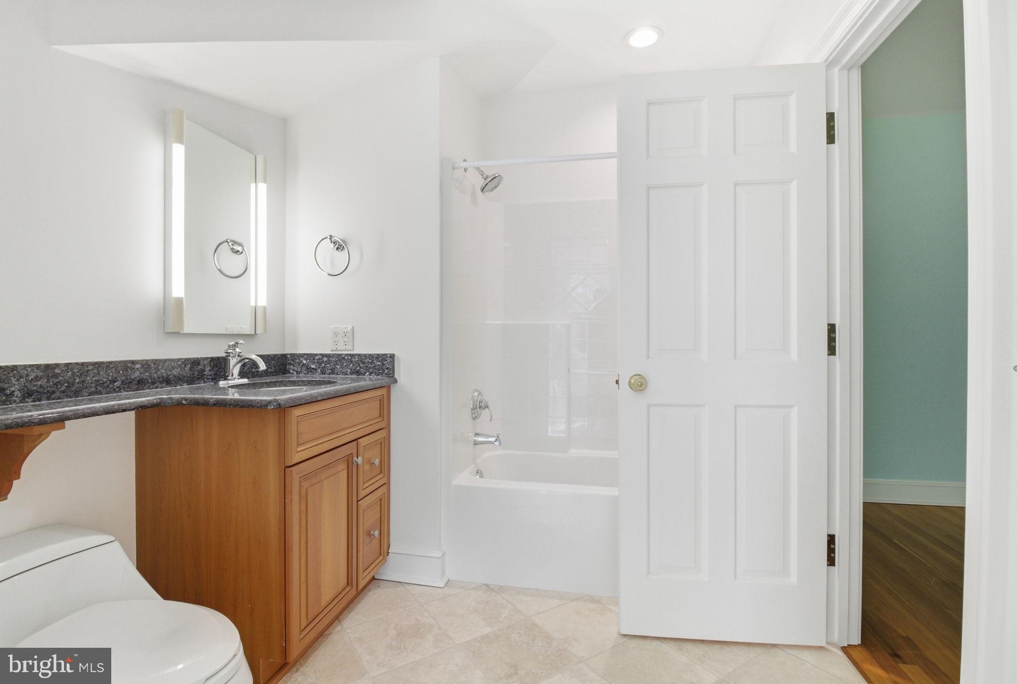 WESTMONT - Residential