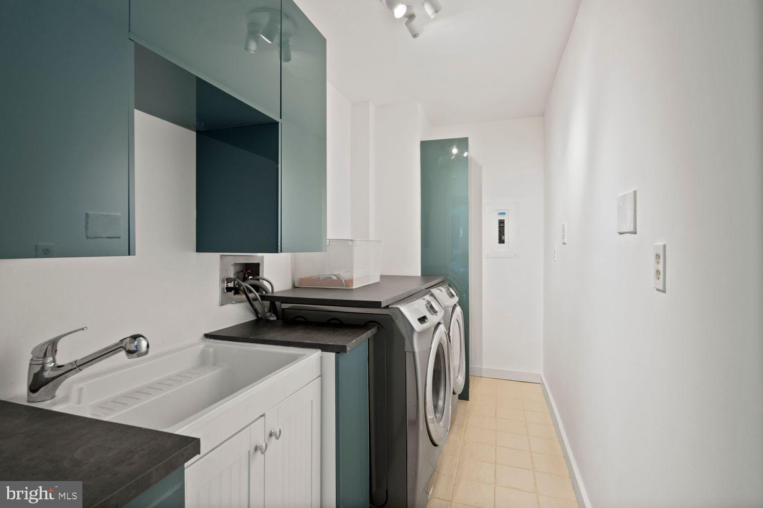 ELKINS PARK - Residential