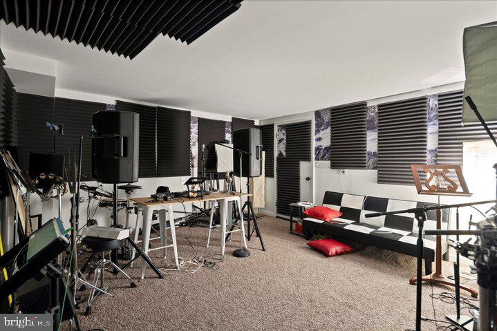 ELKINS PARK - Residential