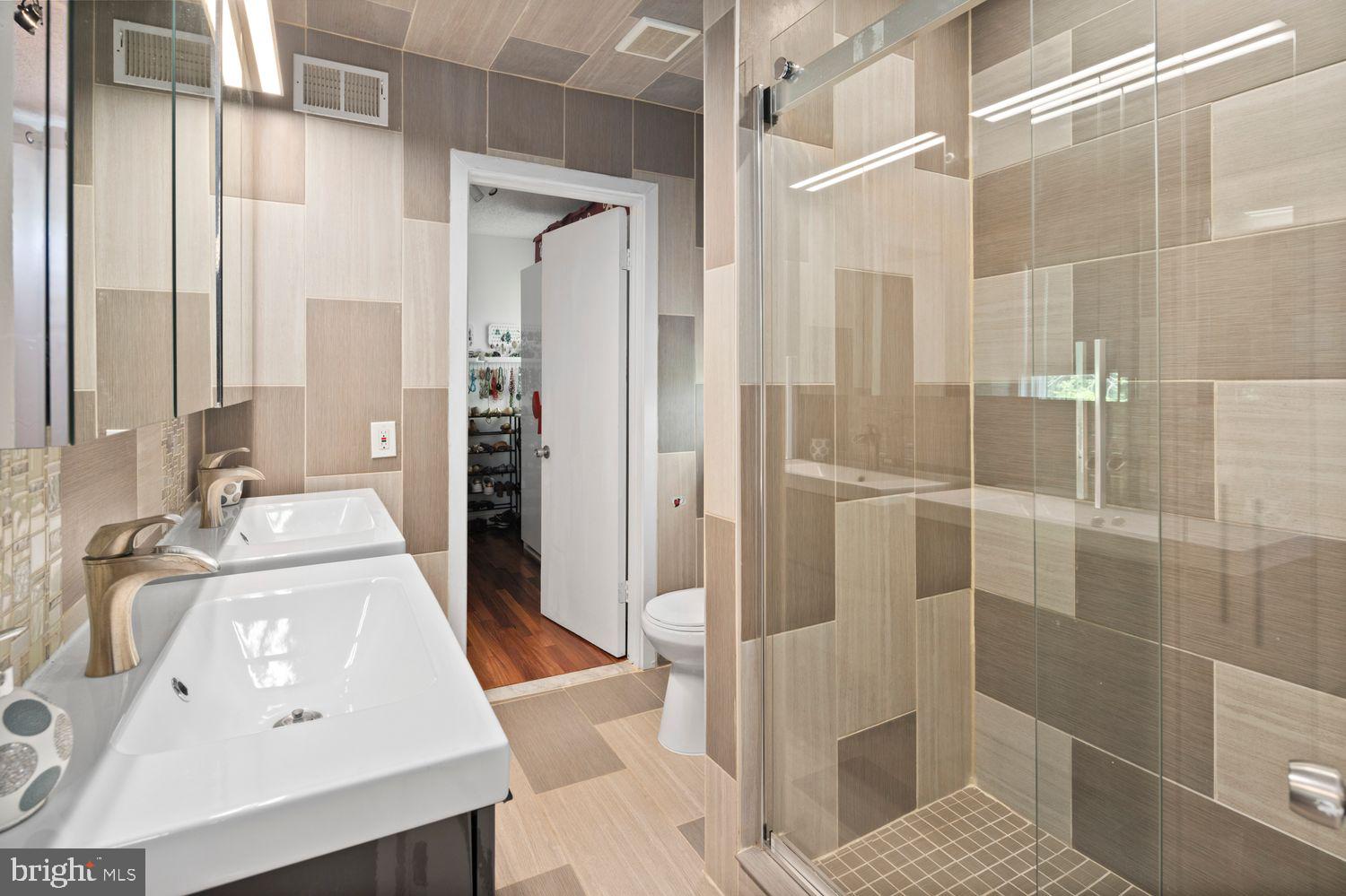 ELKINS PARK - Residential