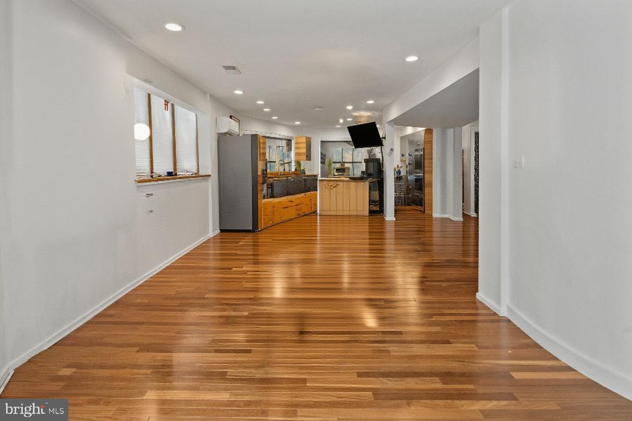 ELKINS PARK - Residential