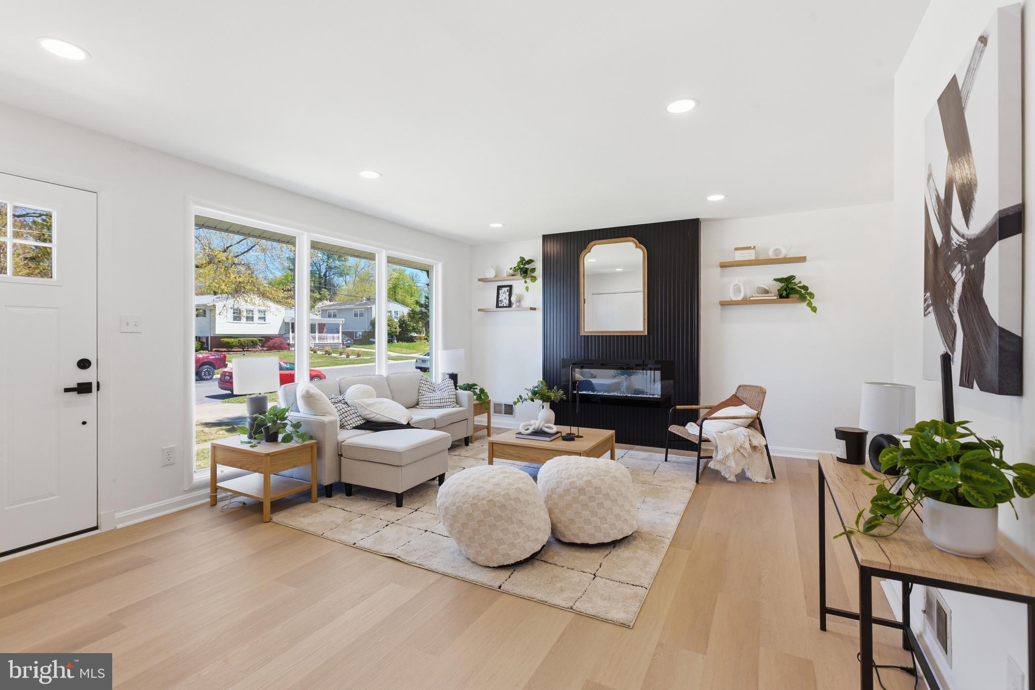 GREENWOOD KNOLLS - Residential