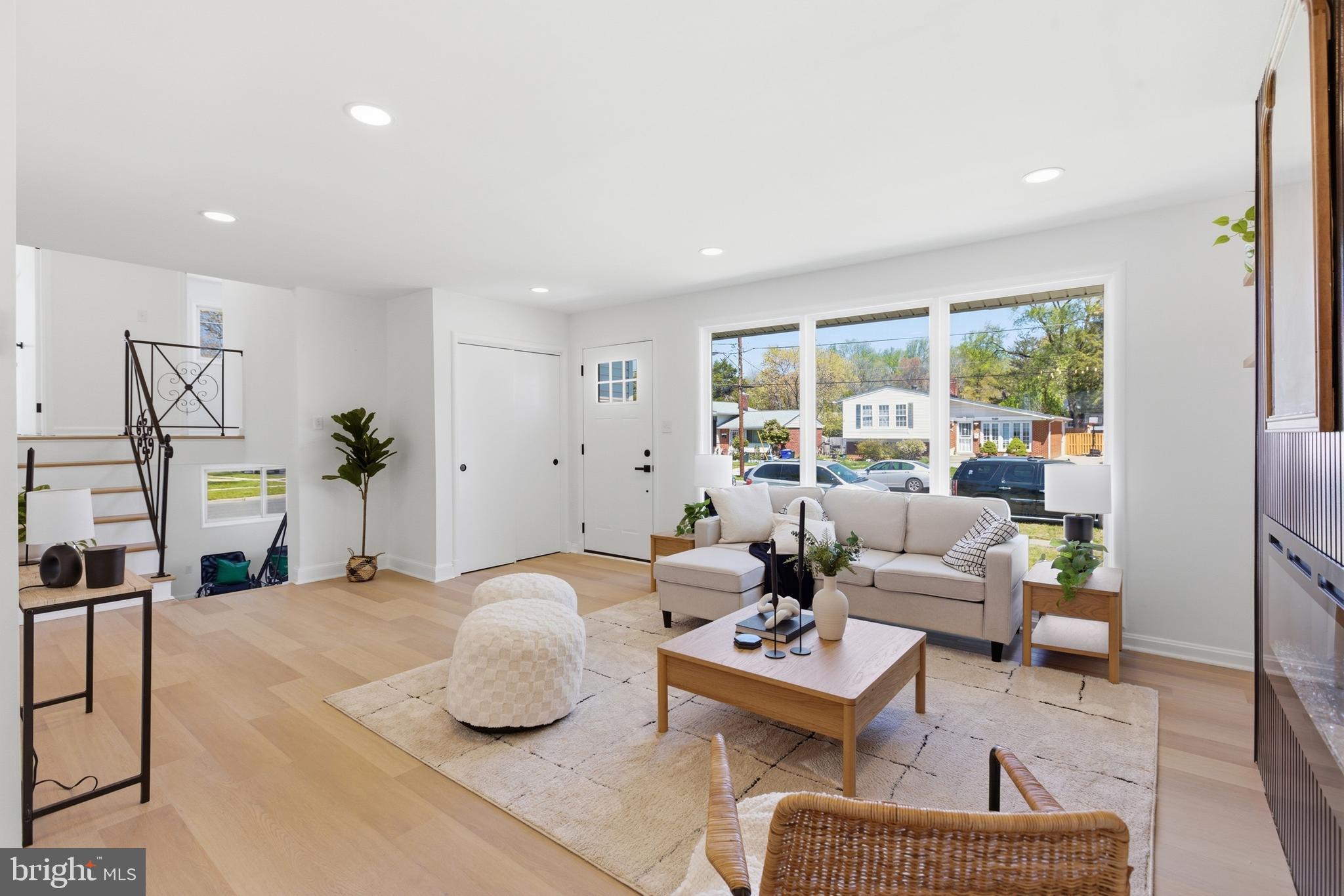 GREENWOOD KNOLLS - Residential