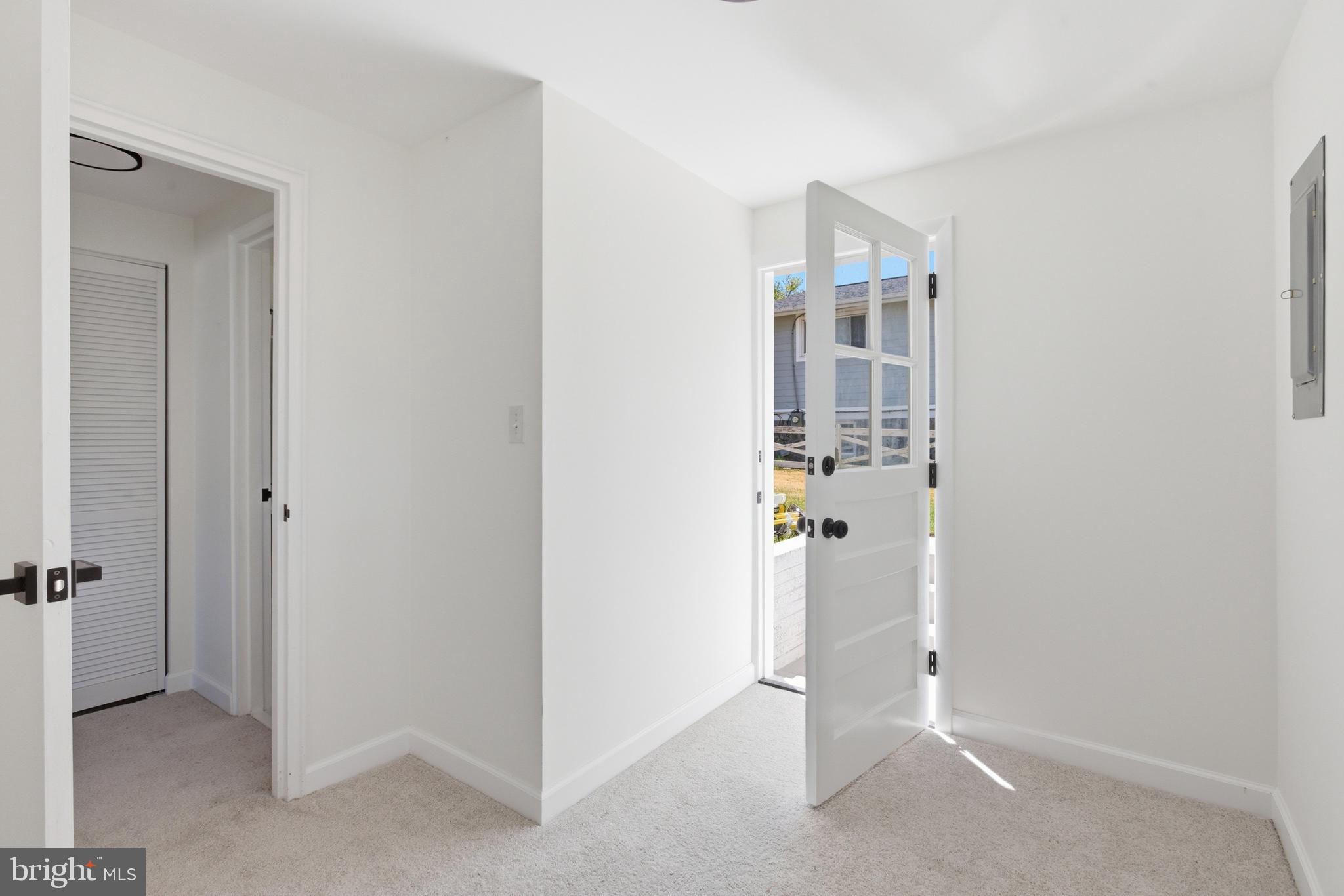 GREENWOOD KNOLLS - Residential