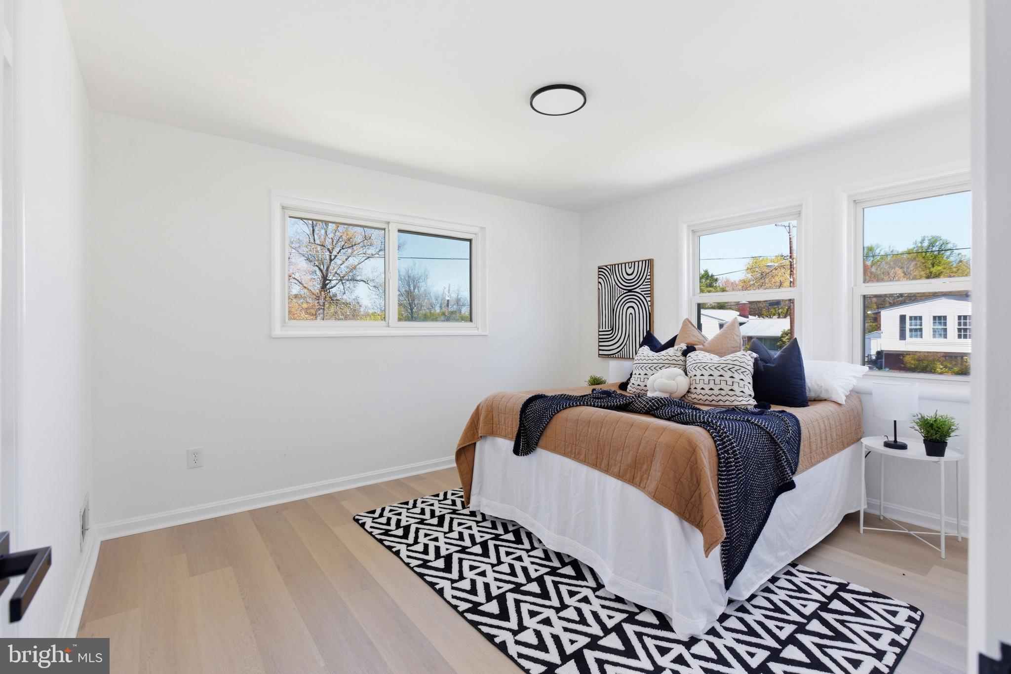 GREENWOOD KNOLLS - Residential