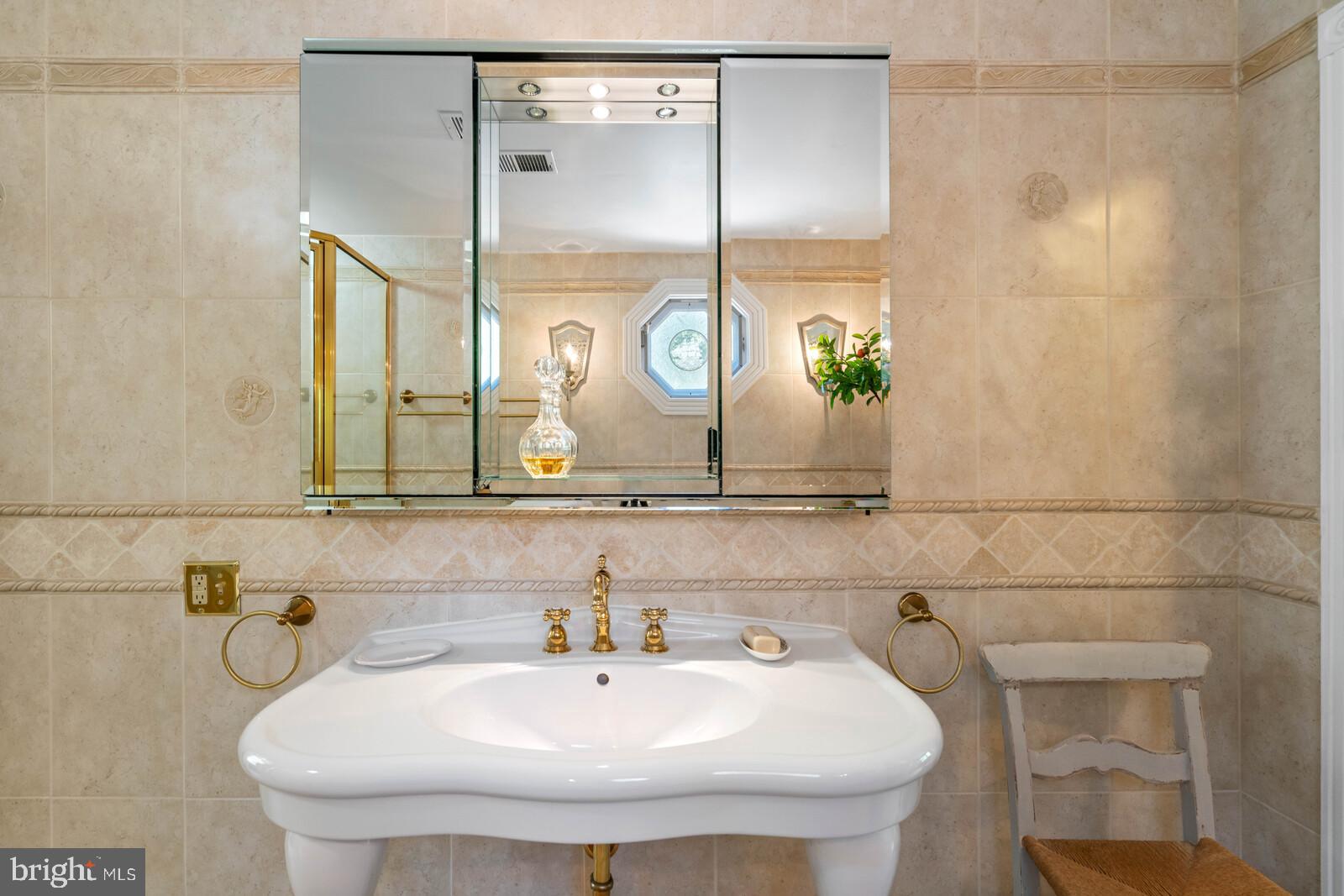 GAILA WOODS - Residential