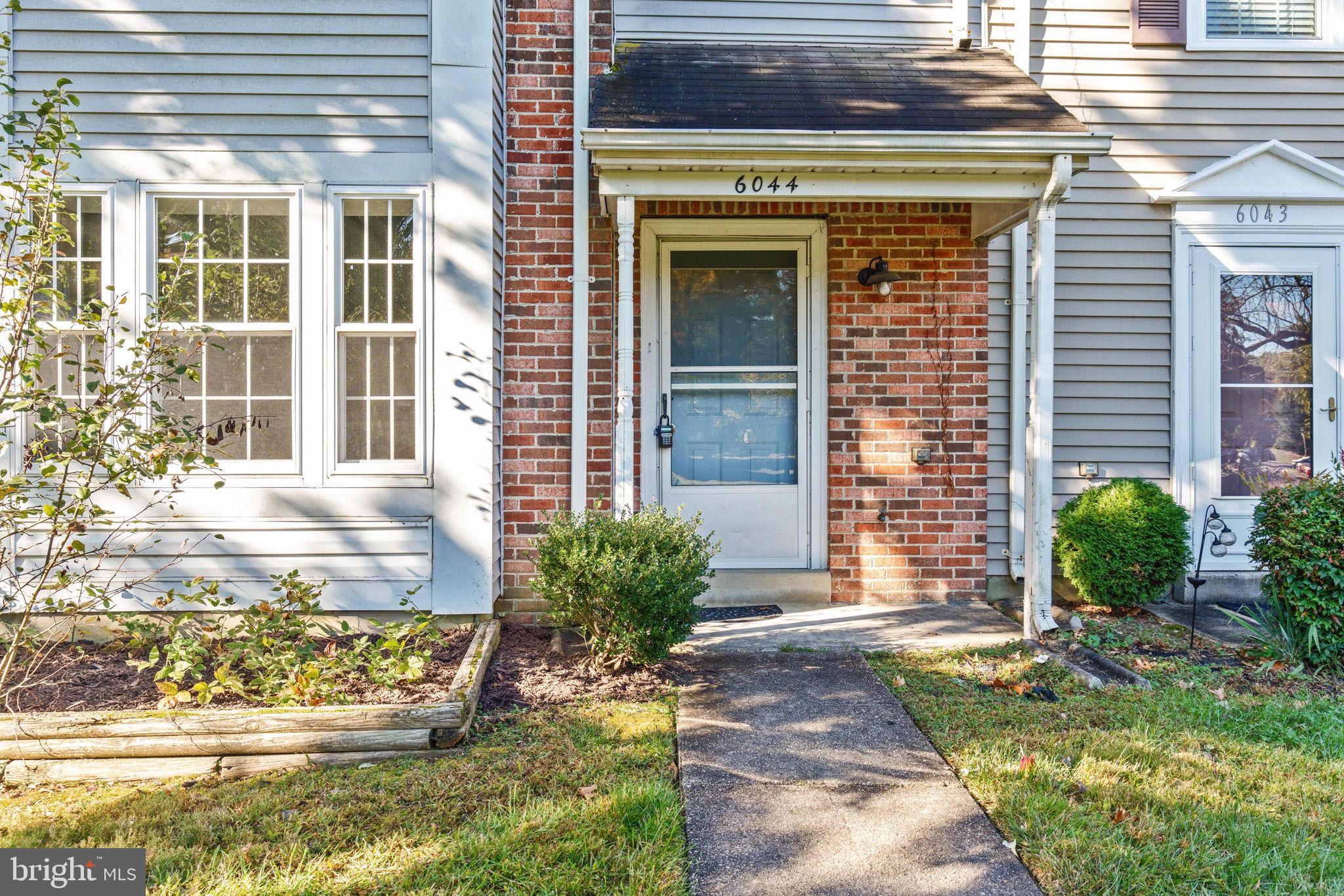 ST CHARLES SUB - HAMPSHIRE - Residential Lease