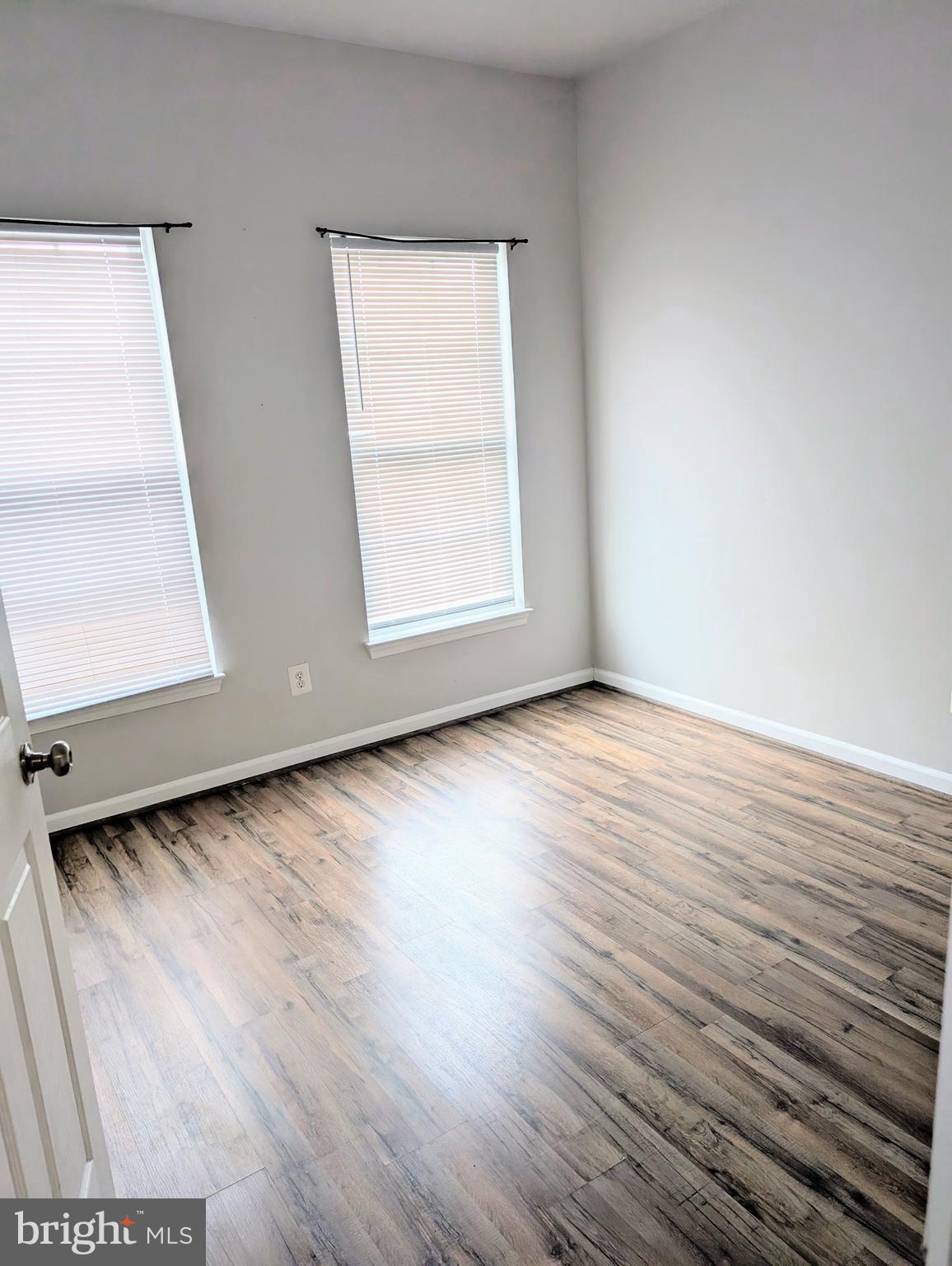 WOODSTREAM - Residential Lease