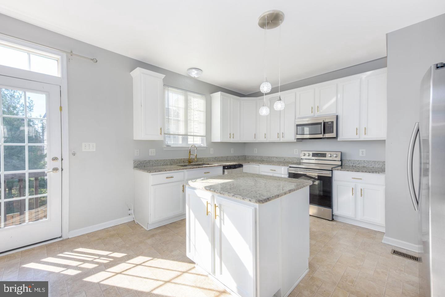 WOODSTREAM - Residential Lease