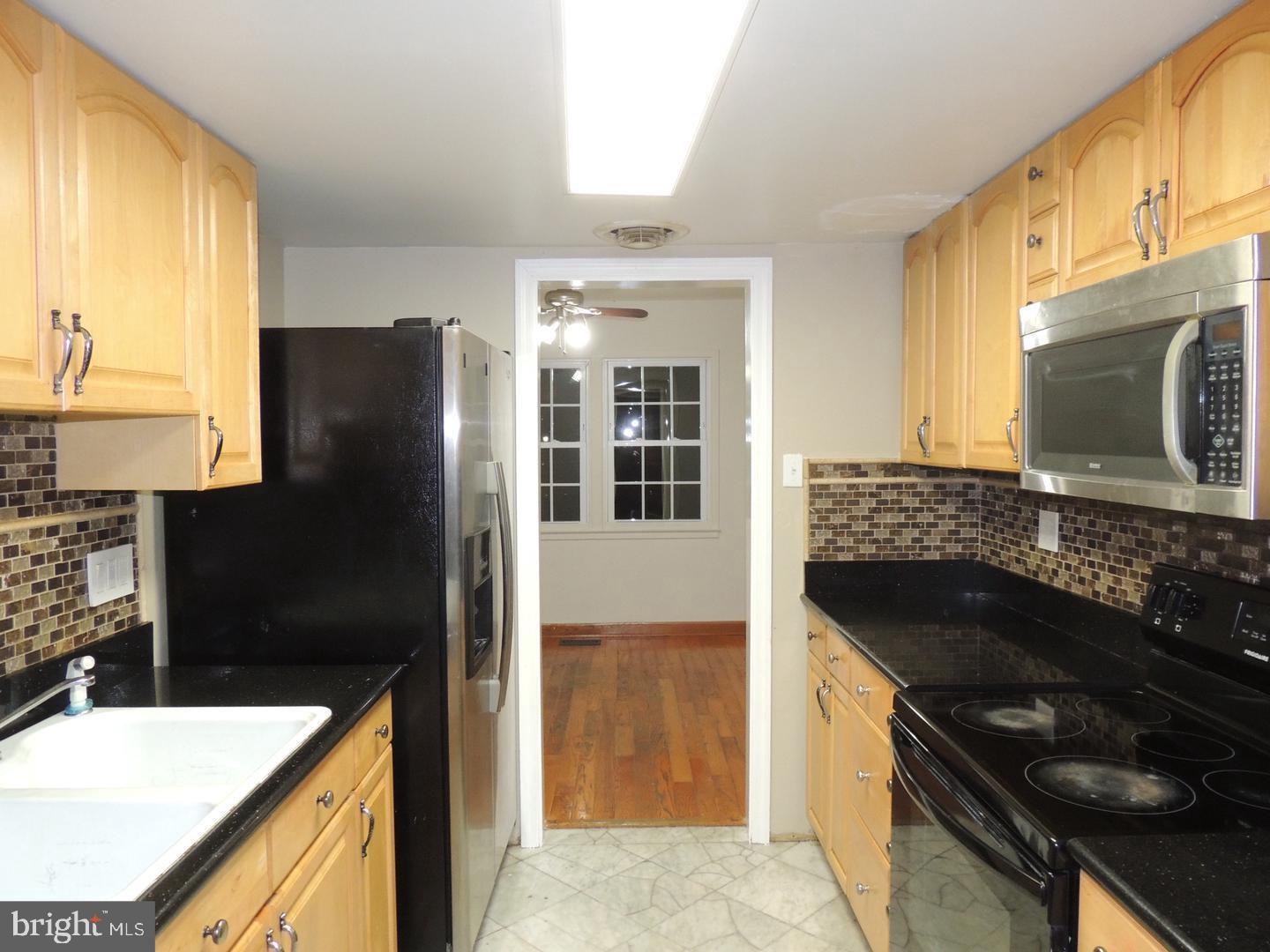 VILLAGE GATE - Residential Lease