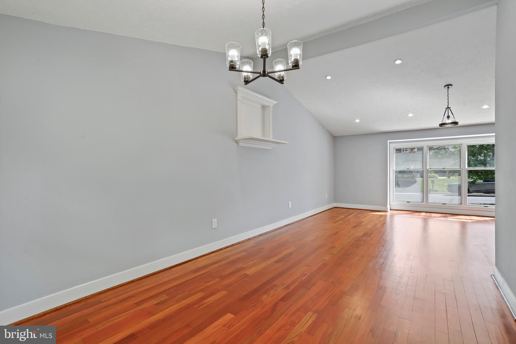TANGLEWOOD - Residential
