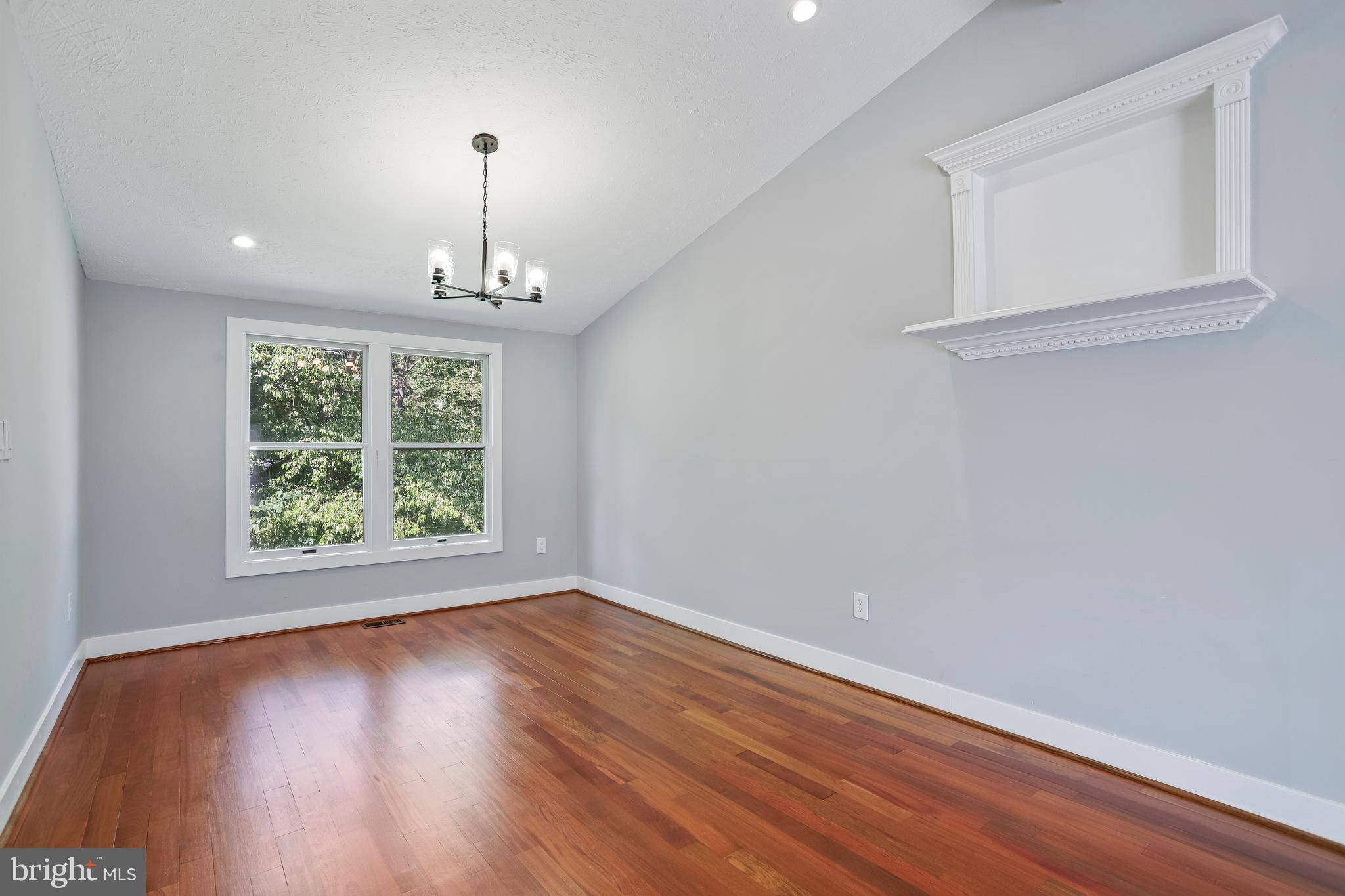 TANGLEWOOD - Residential