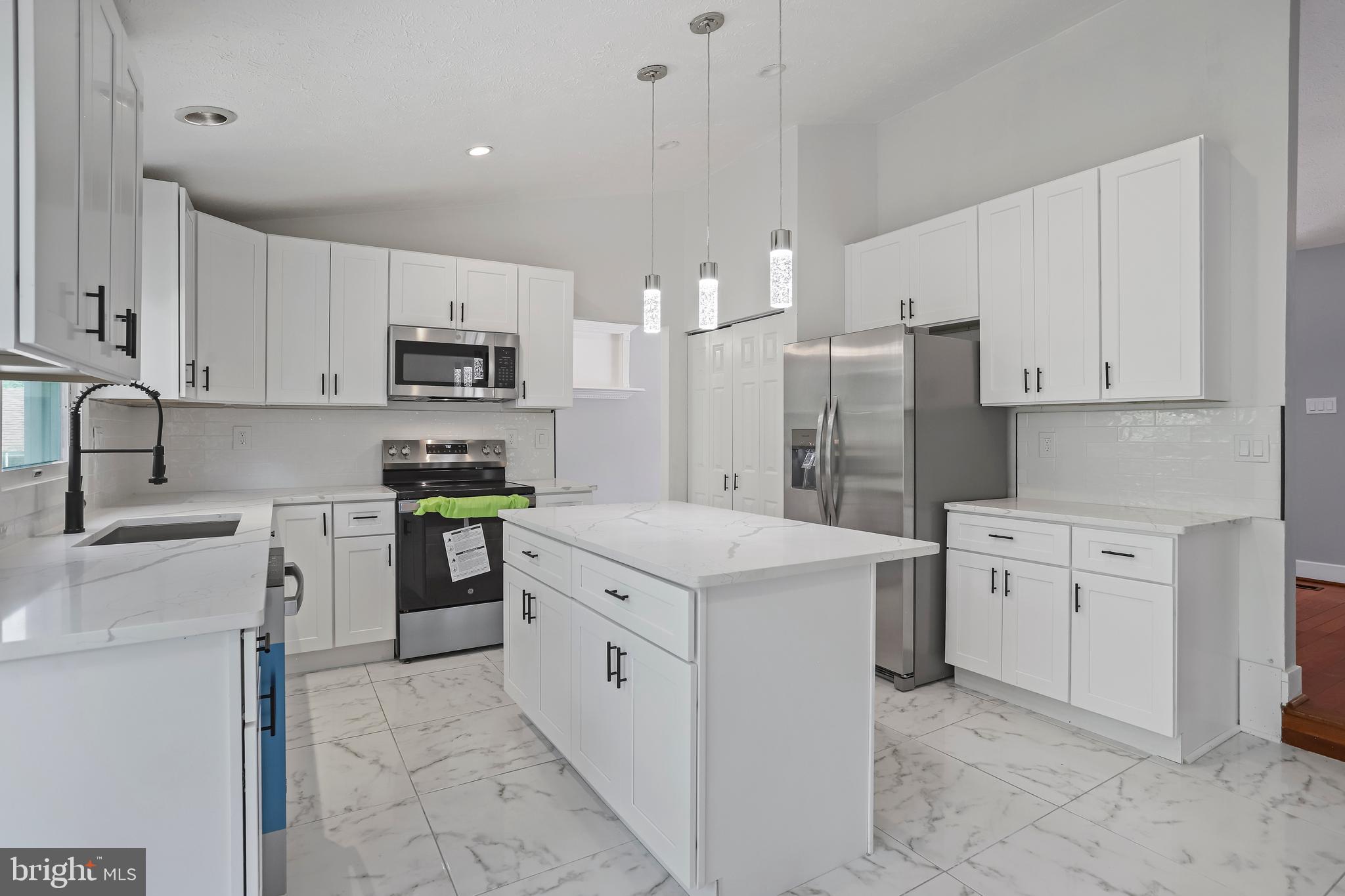 TANGLEWOOD - Residential