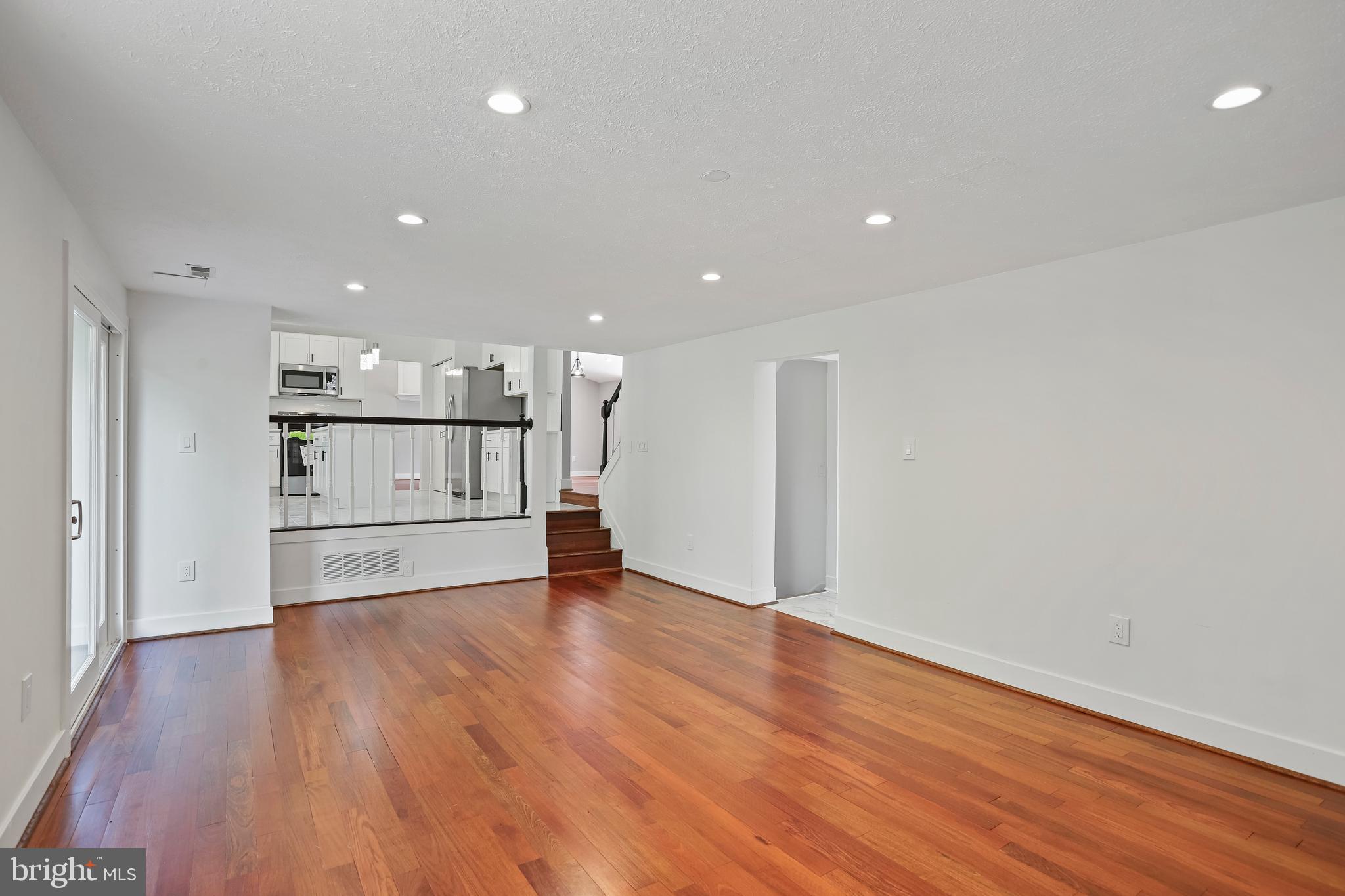 TANGLEWOOD - Residential