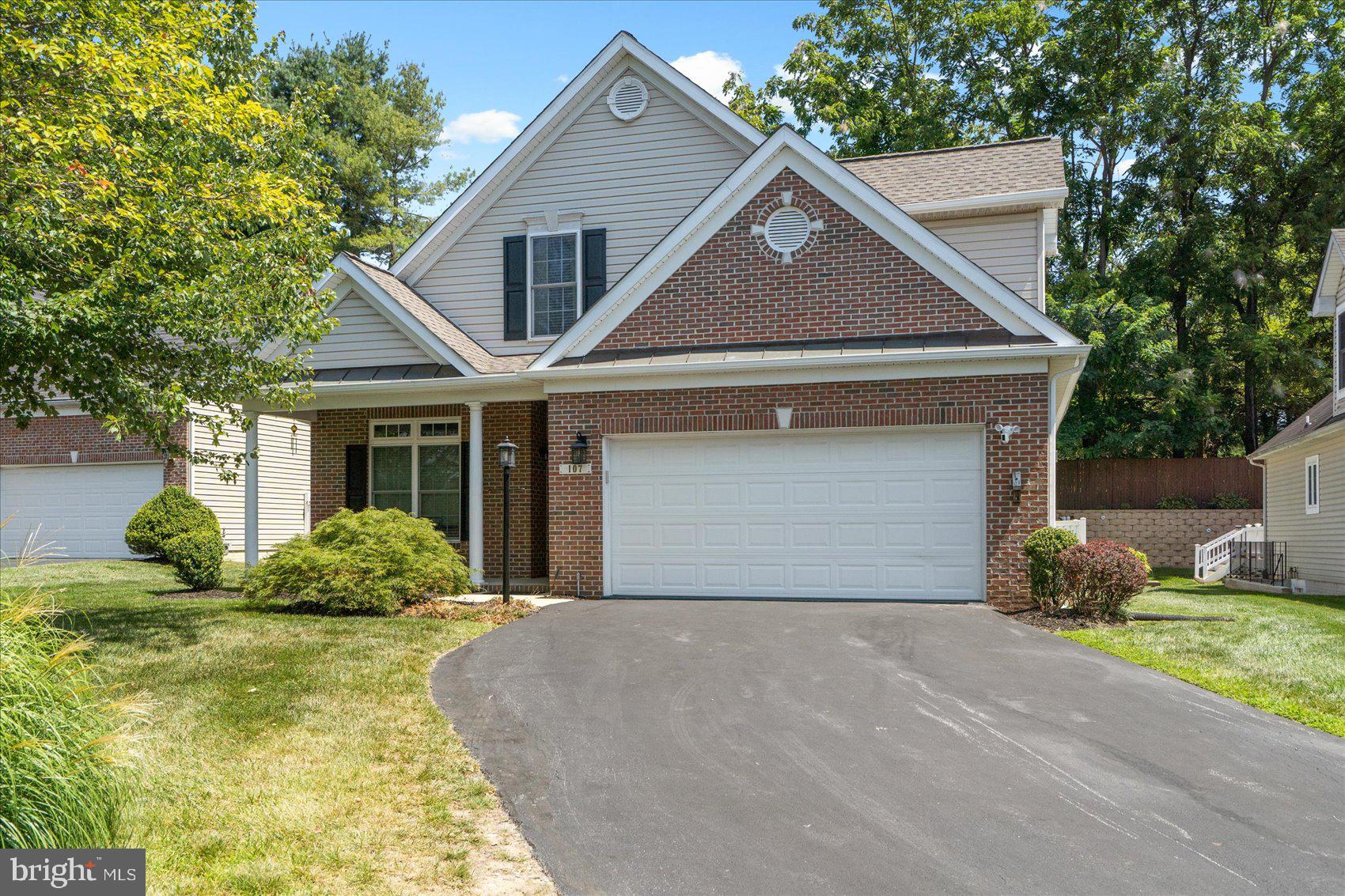 WEST GATE - Residential