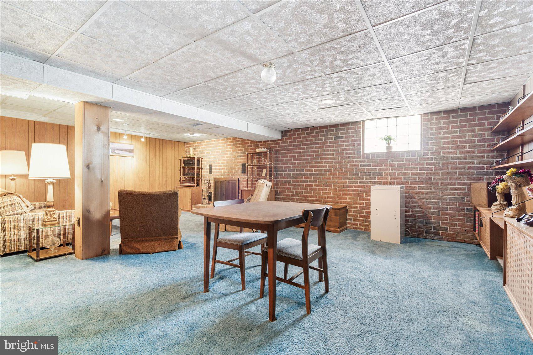 PERRY HALL VILLAGE - Residential