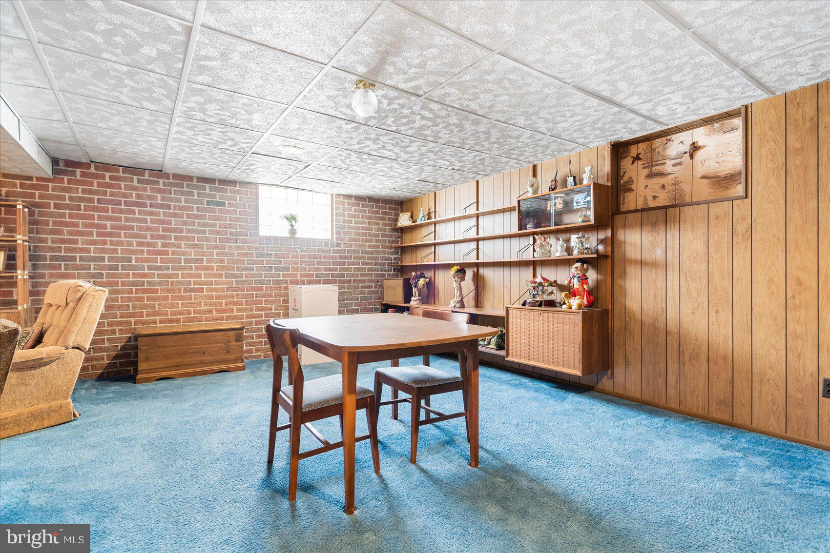 PERRY HALL VILLAGE - Residential