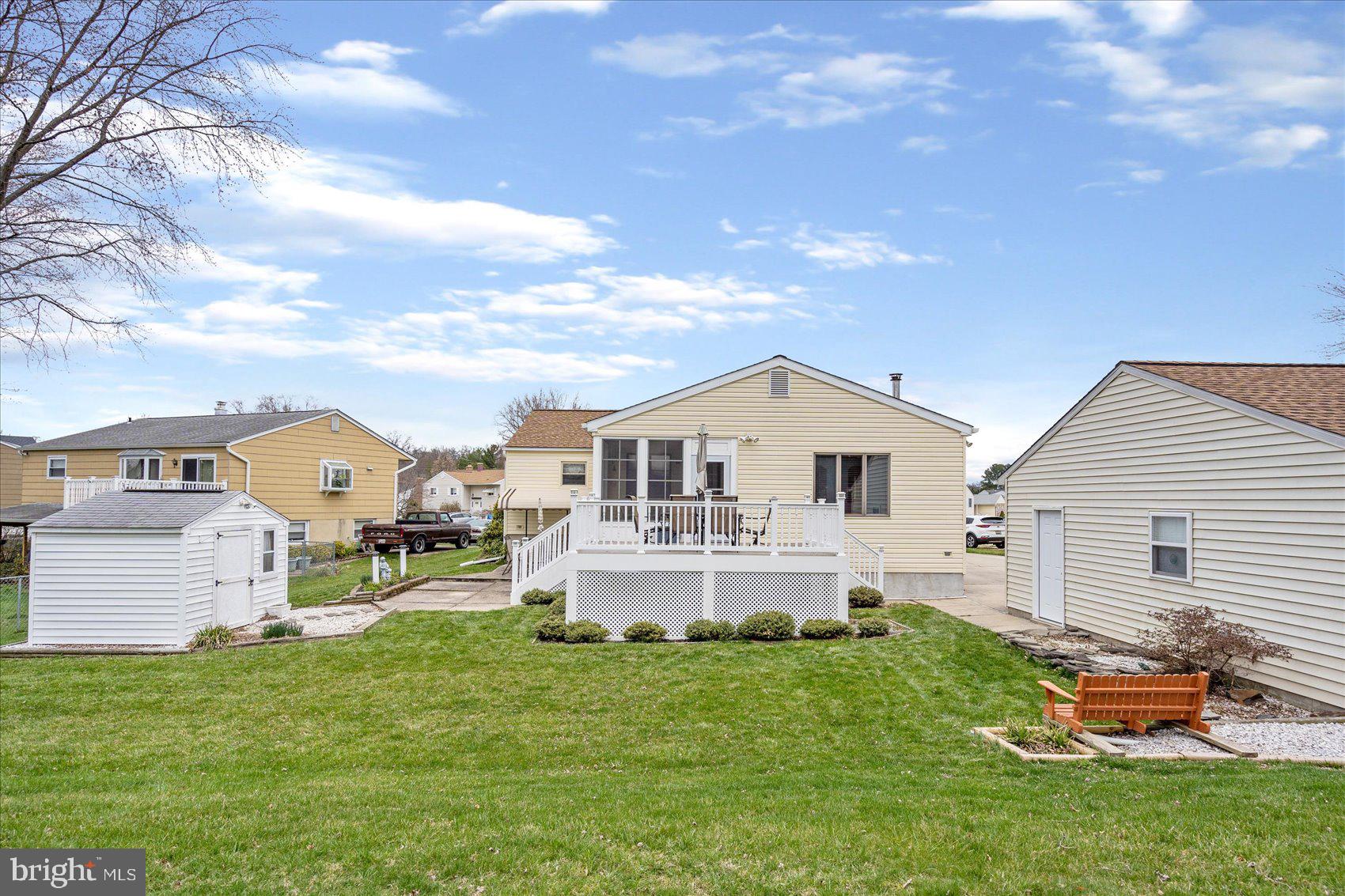 PERRY HALL VILLAGE - Residential