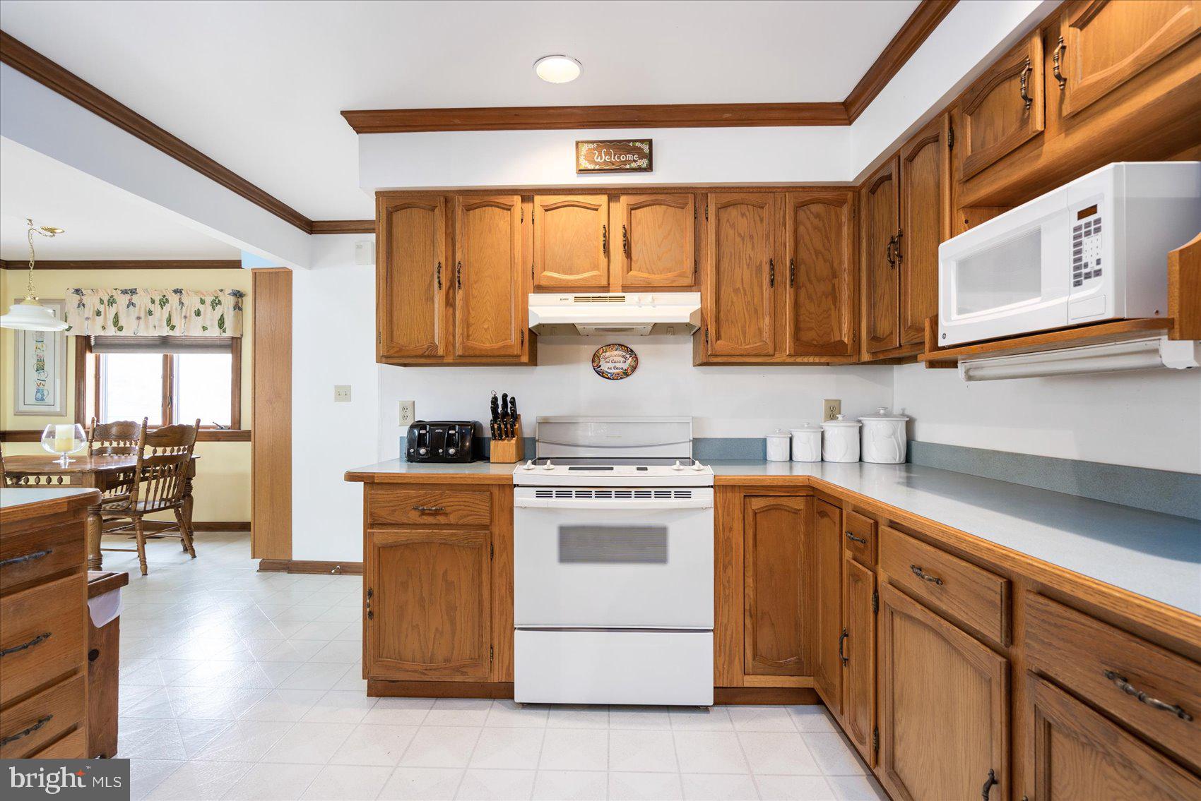 PERRY HALL VILLAGE - Residential