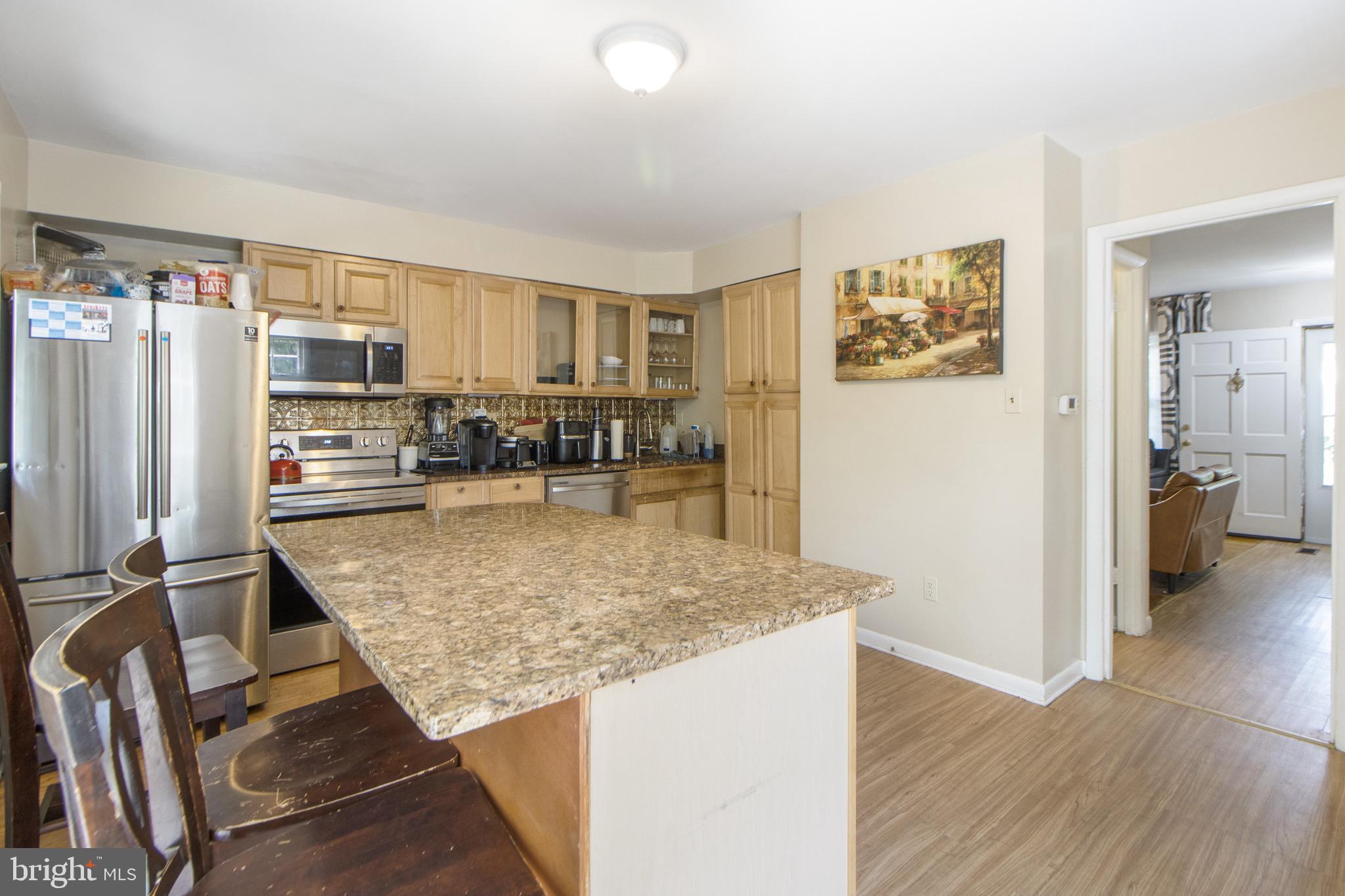 PICKWICK VILLAGE - Residential