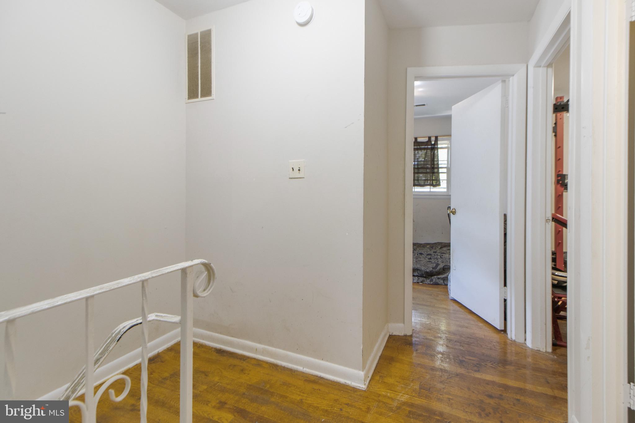 PICKWICK VILLAGE - Residential