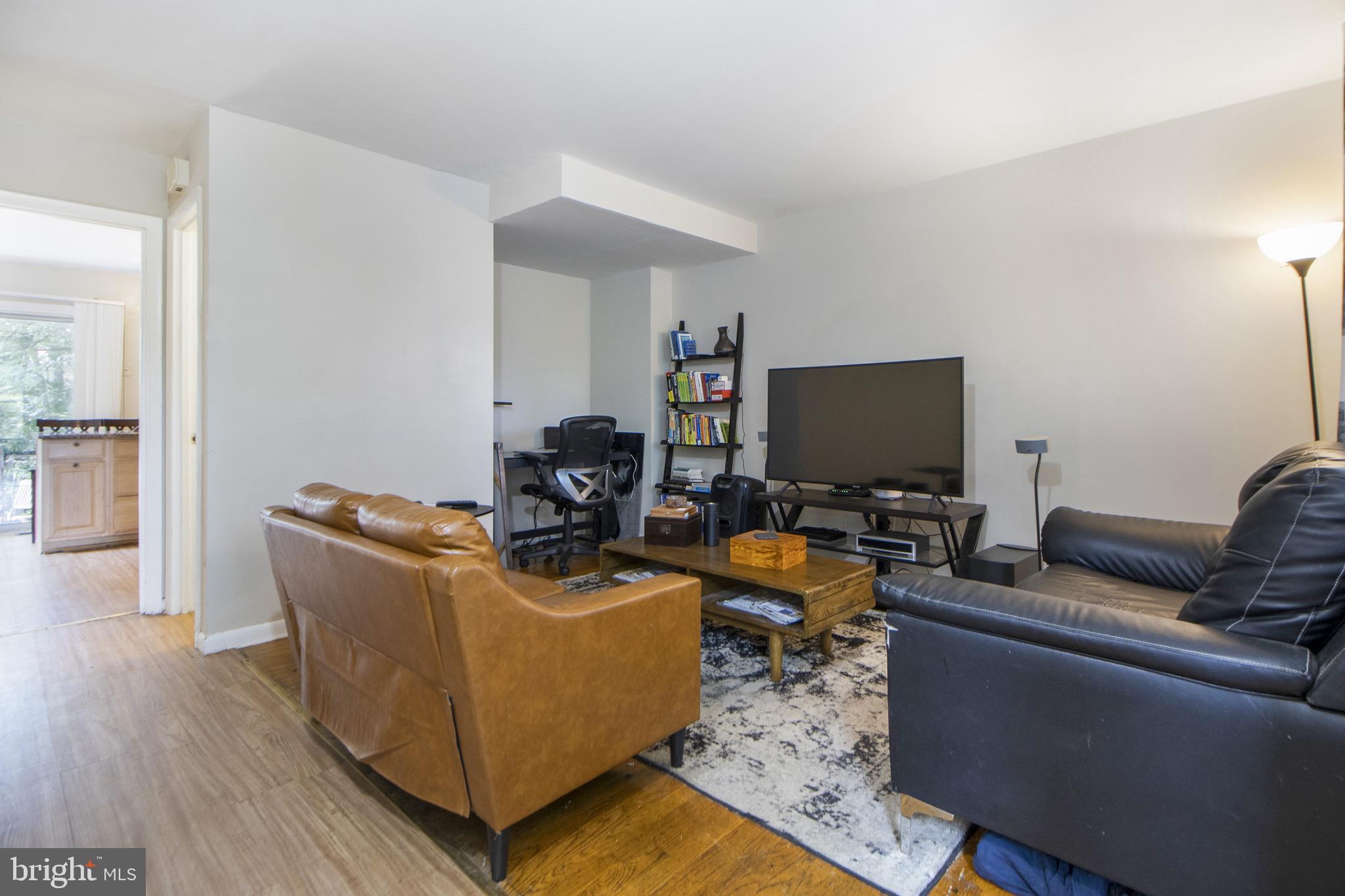 PICKWICK VILLAGE - Residential