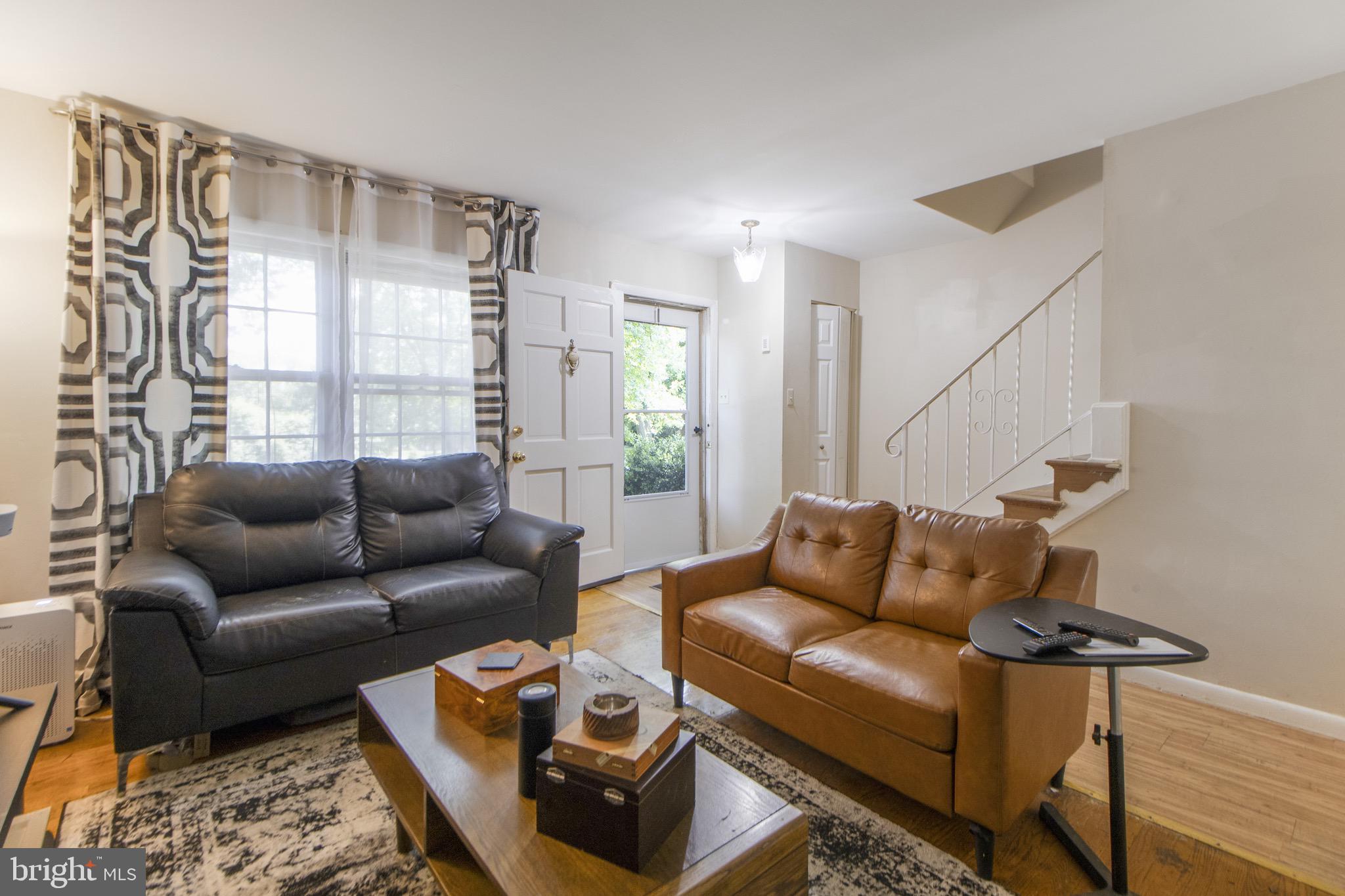 PICKWICK VILLAGE - Residential