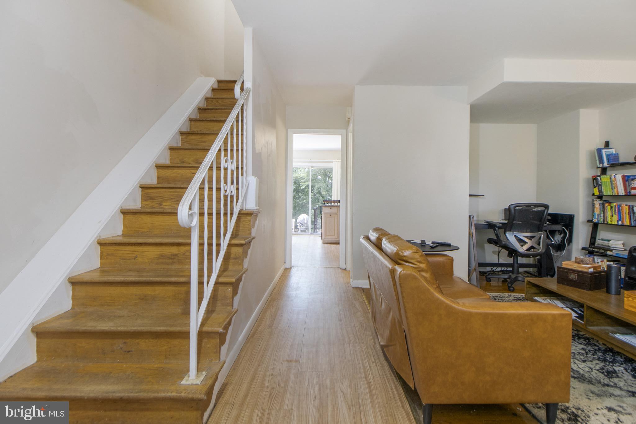 PICKWICK VILLAGE - Residential