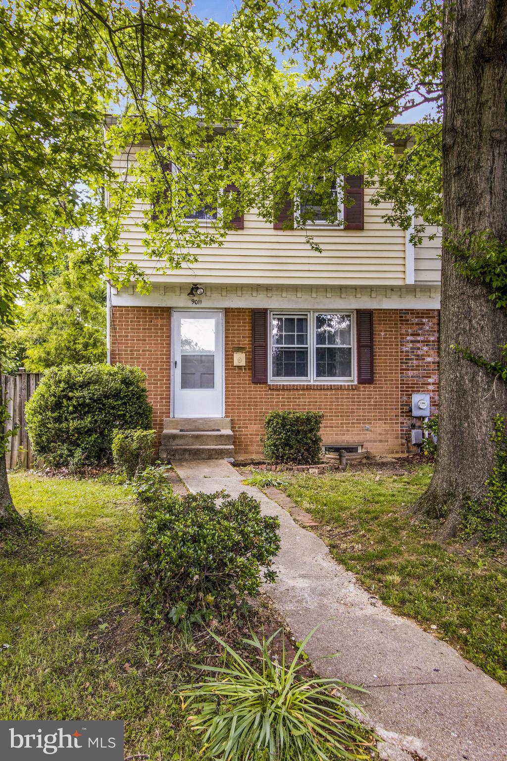 PICKWICK VILLAGE - Residential